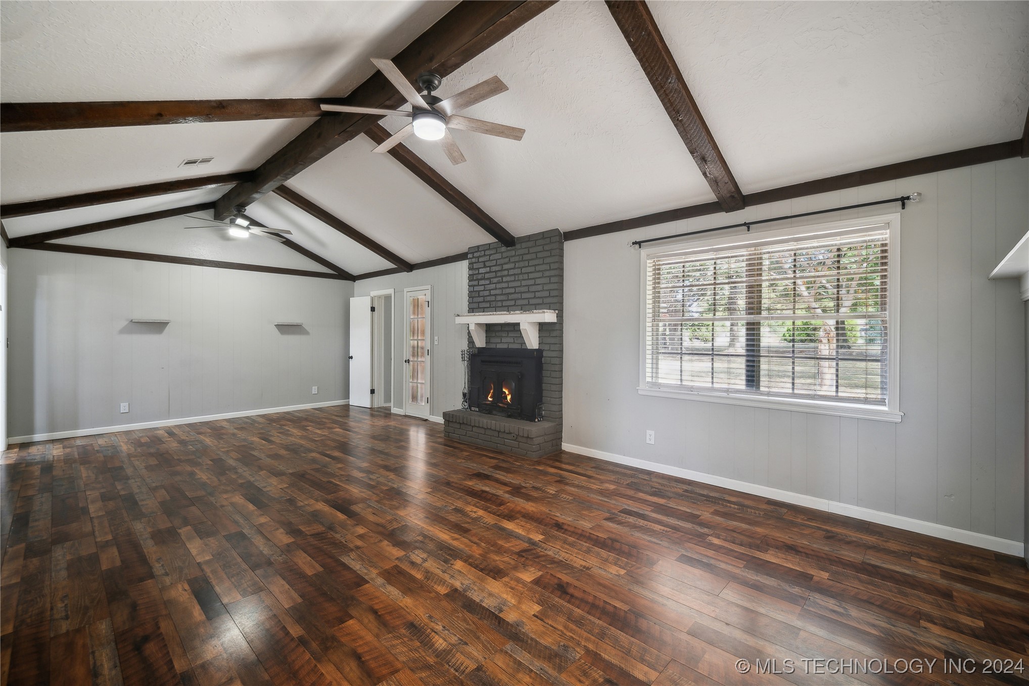 15083 E 480 Road