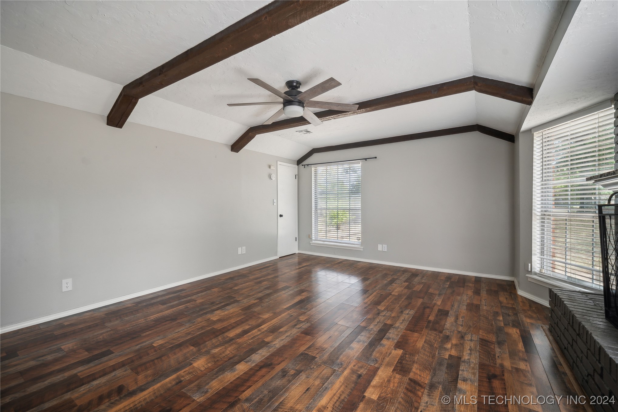 15083 E 480 Road