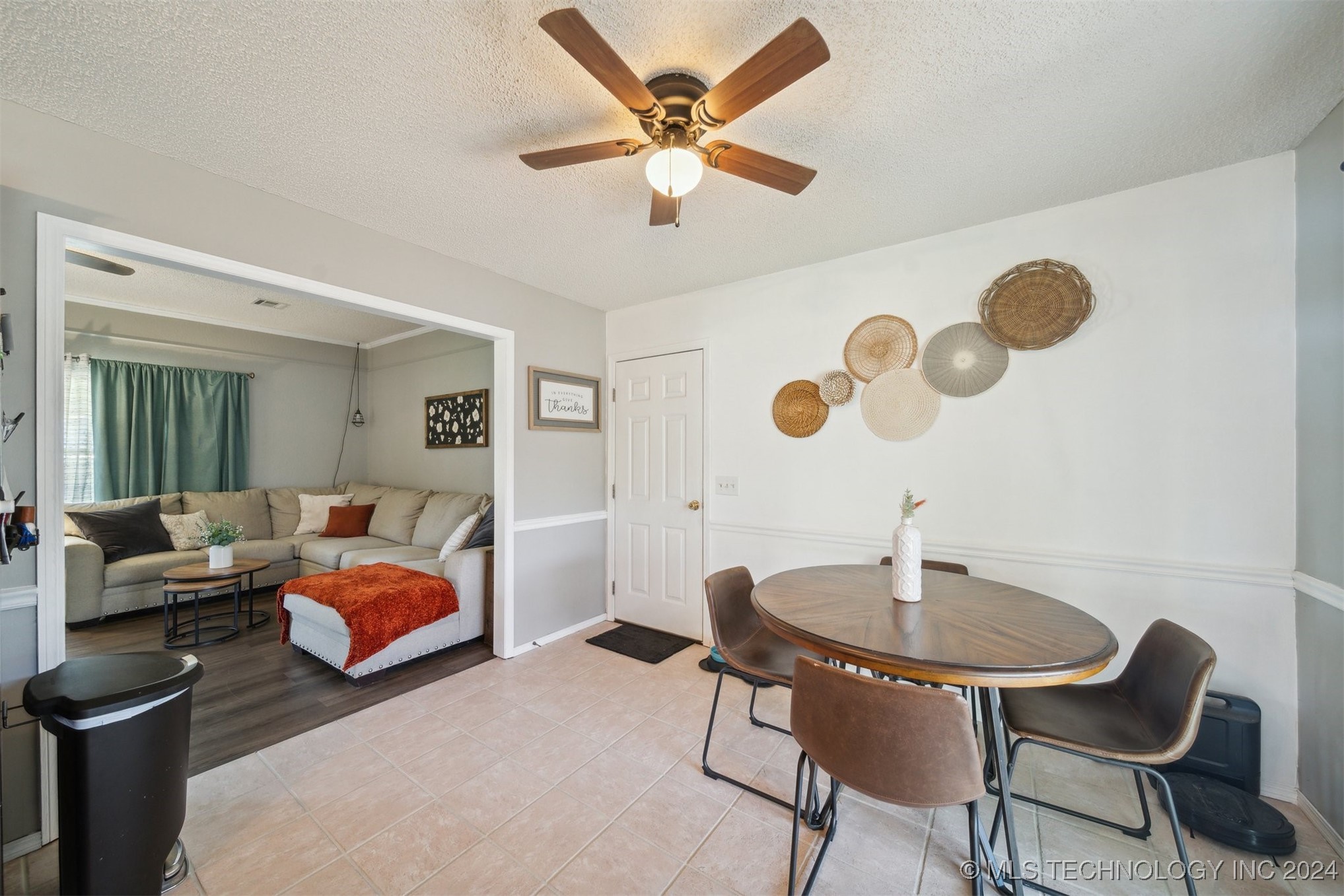 804 W 23rd Place N