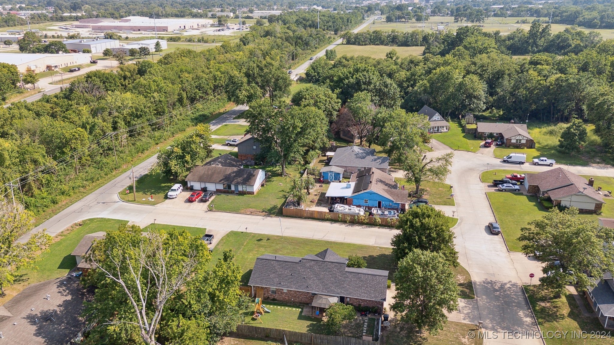 804 W 23rd Place N