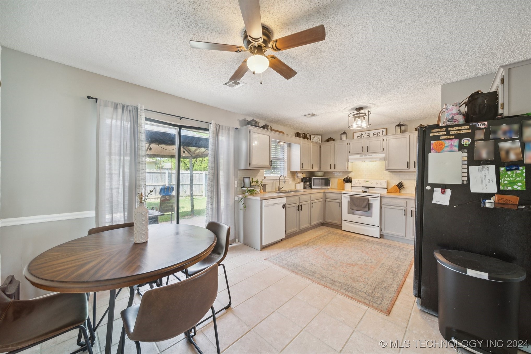 804 W 23rd Place N