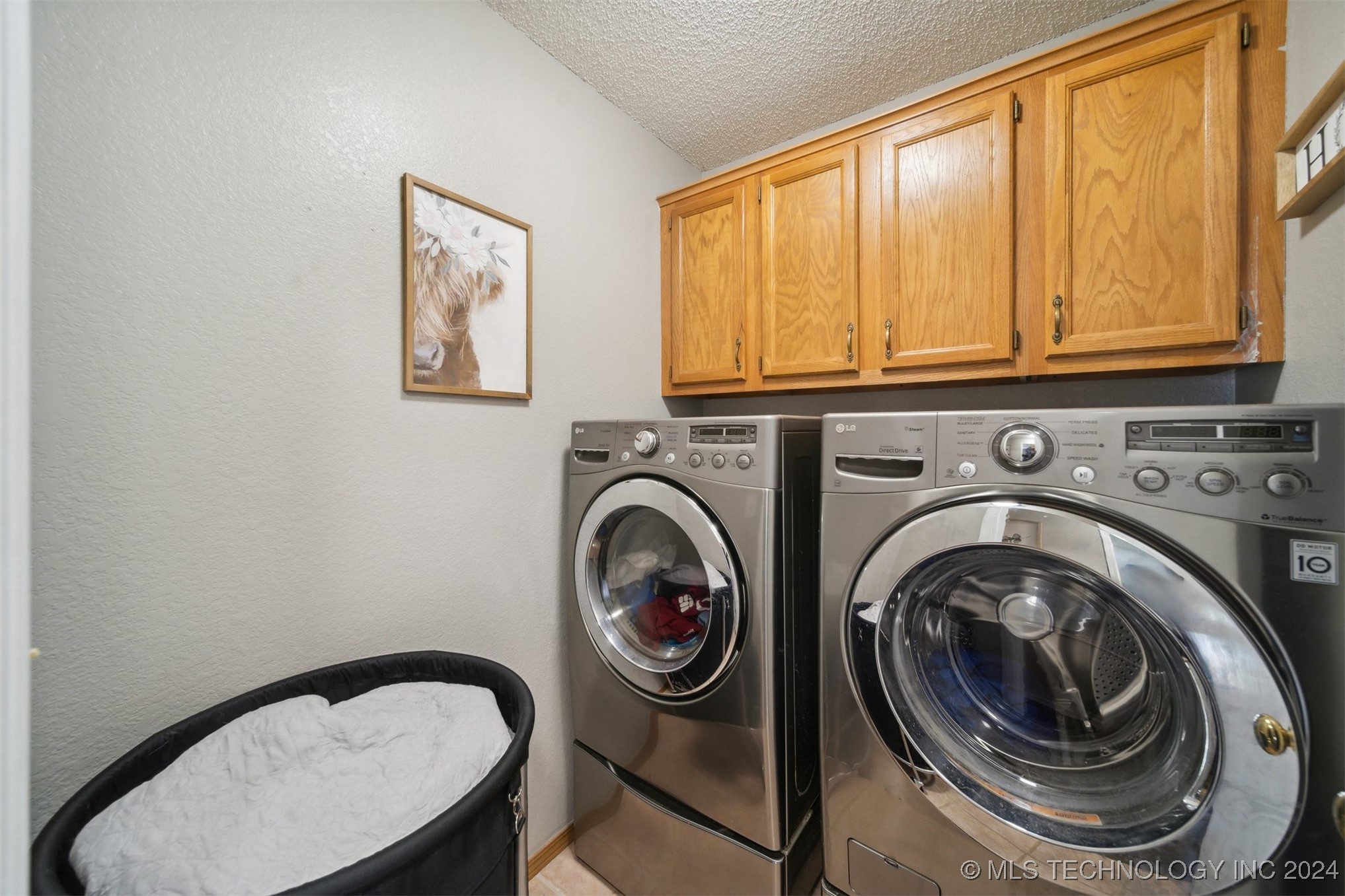 804 W 23rd Place N
