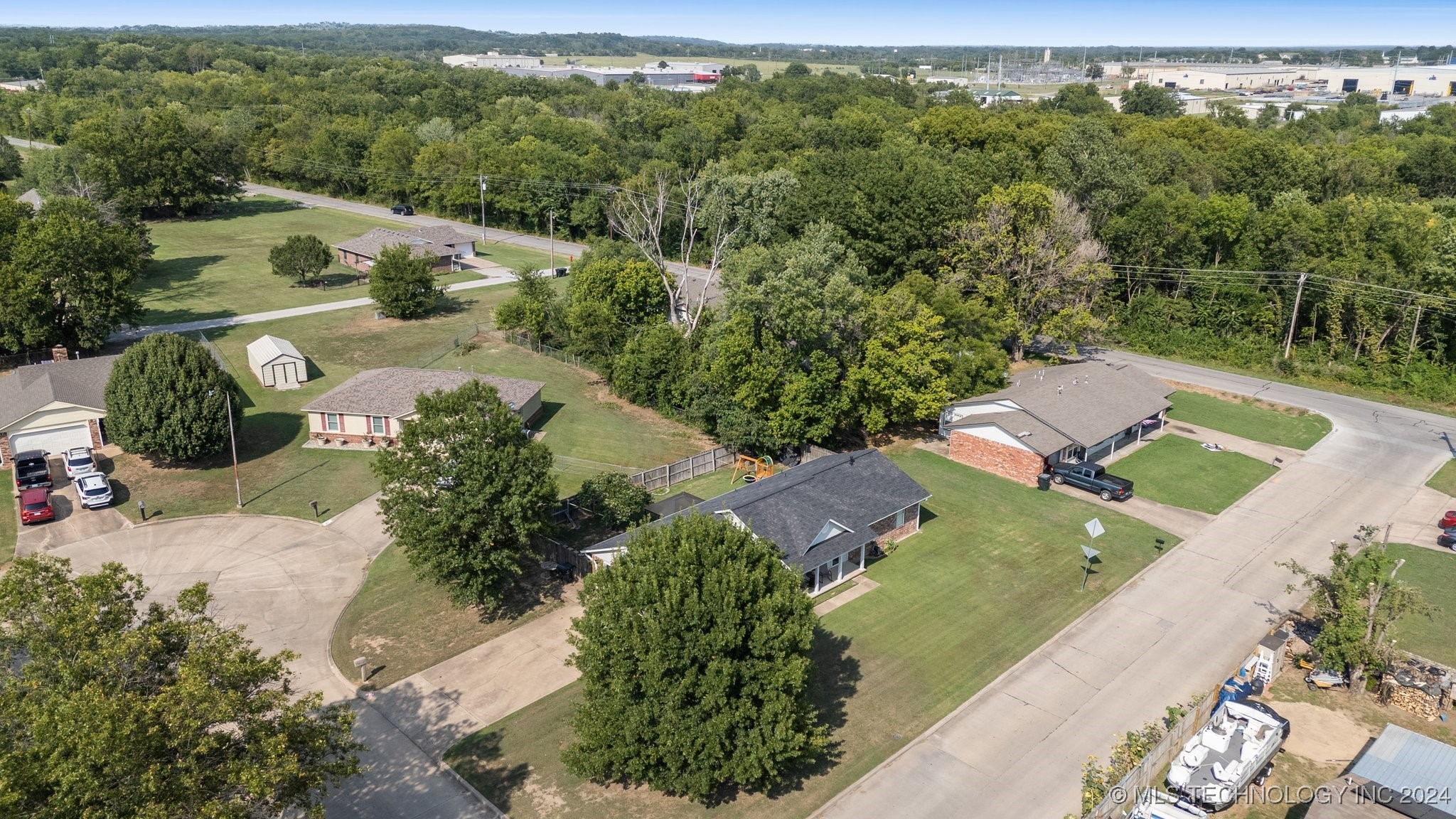 804 W 23rd Place N