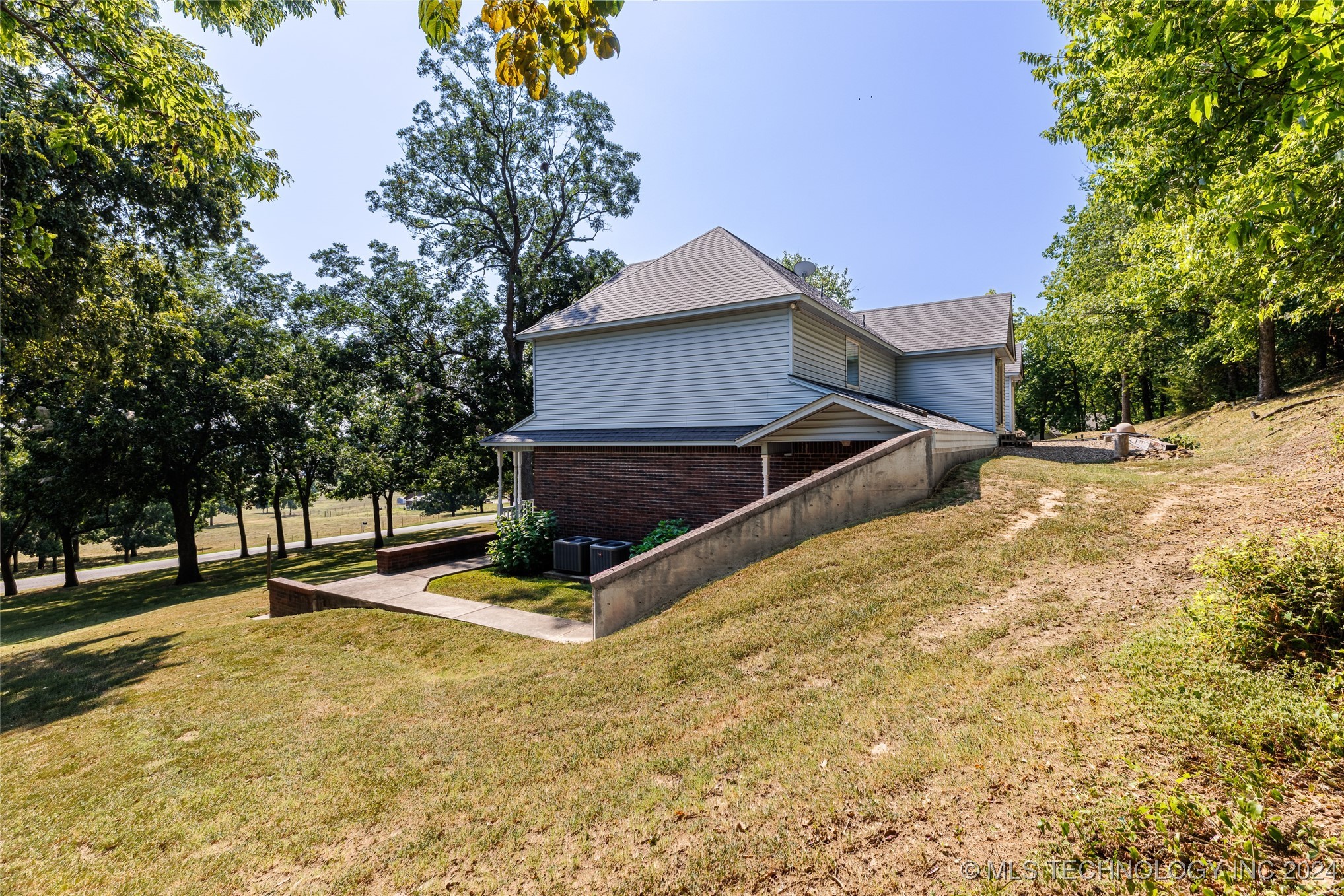 5280 S Robert Girten Road