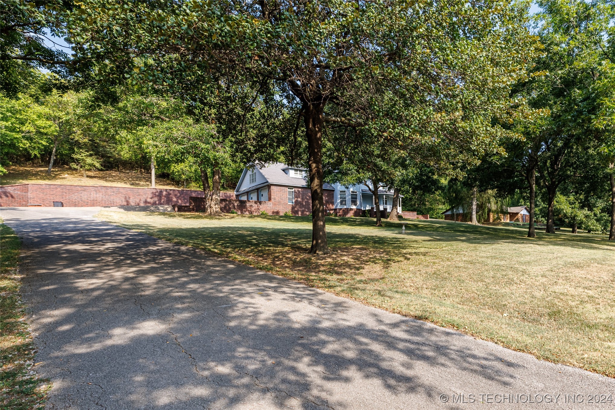 5280 S Robert Girten Road