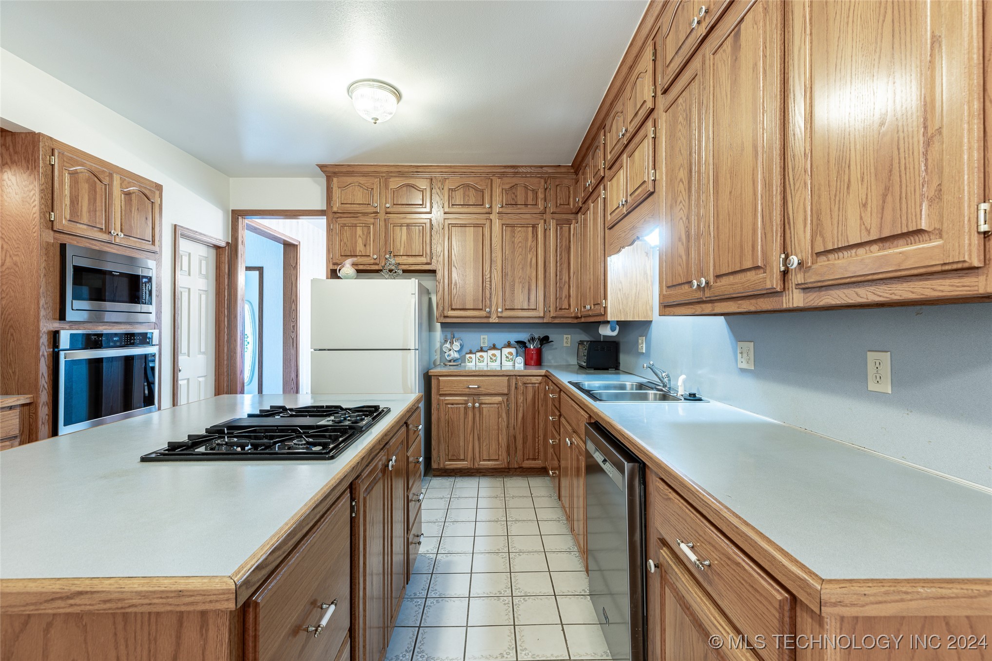 5280 S Robert Girten Road