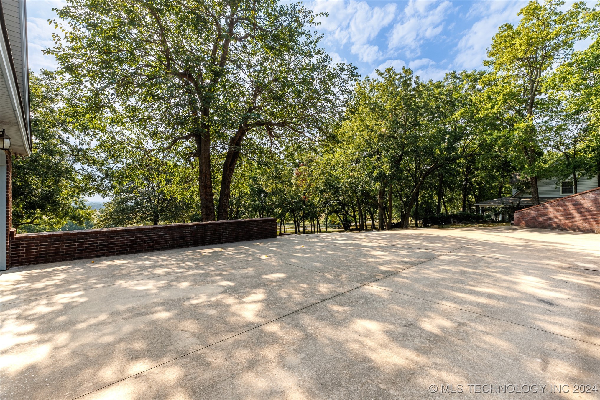 5280 S Robert Girten Road