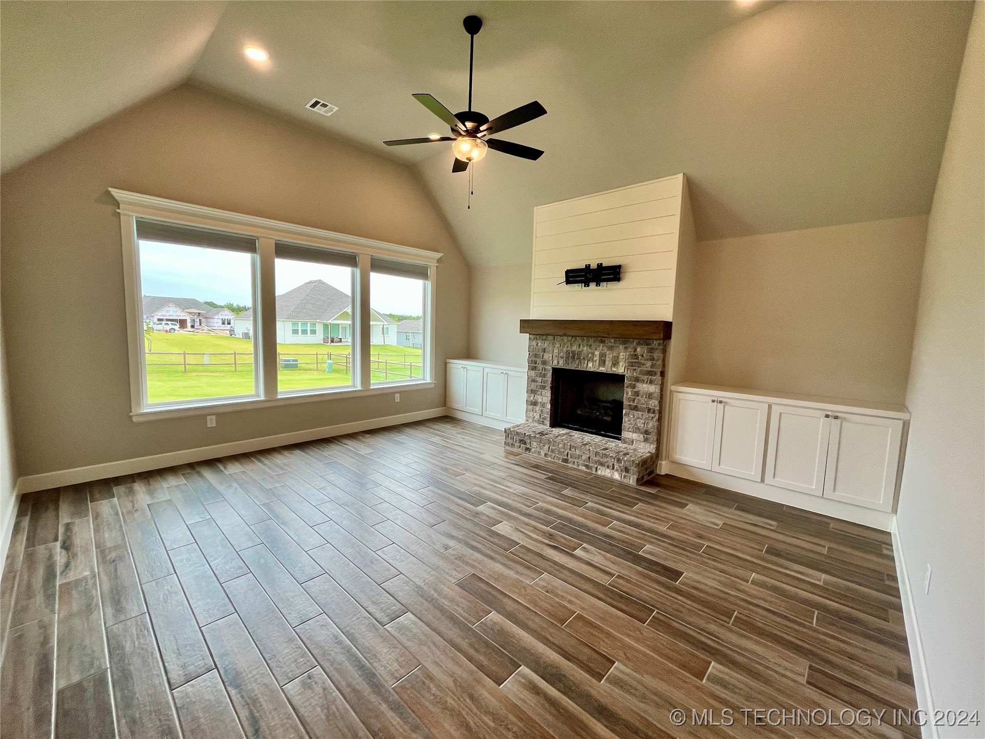 18965 Orchard Circle