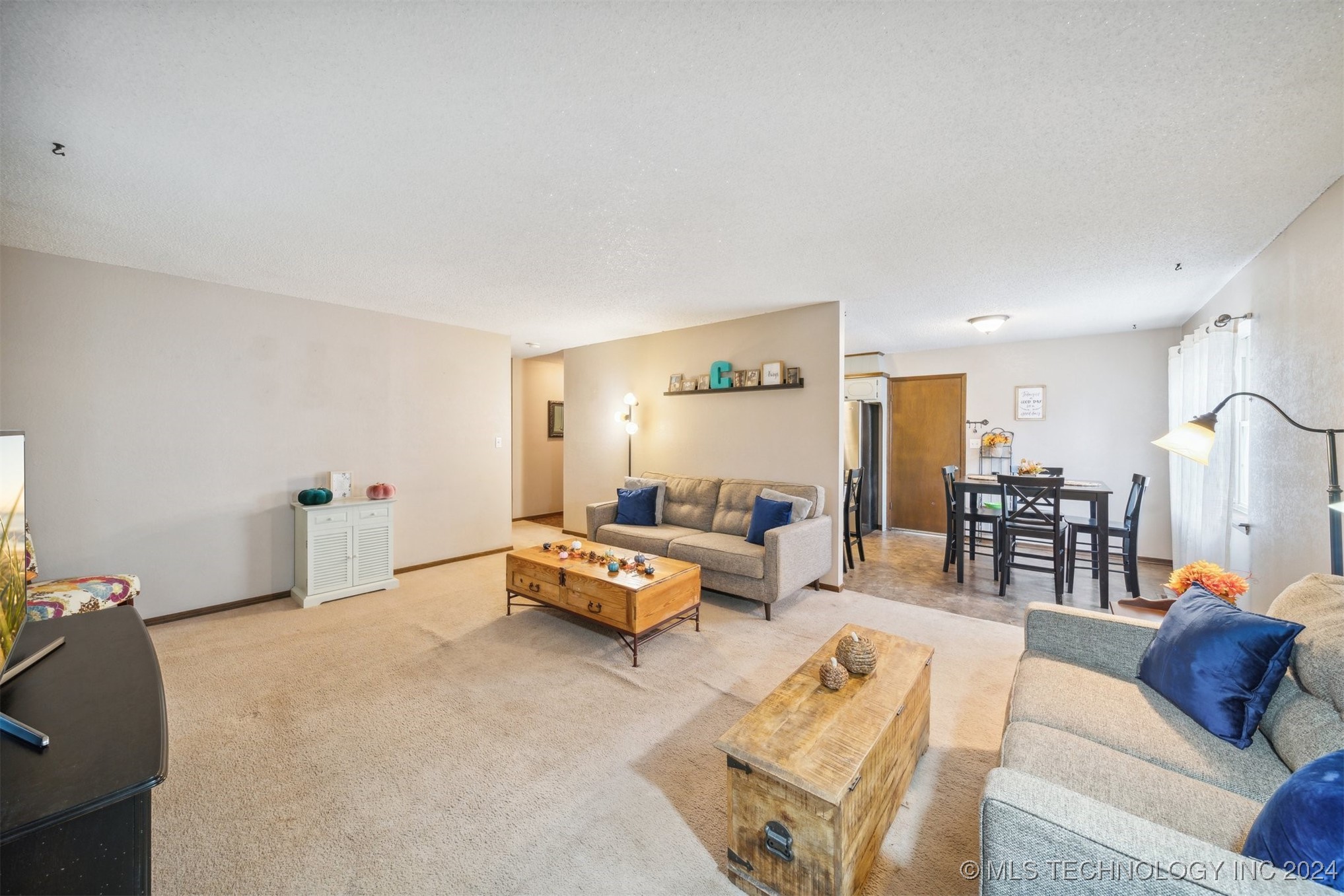 1102 S Wewoka Avenue