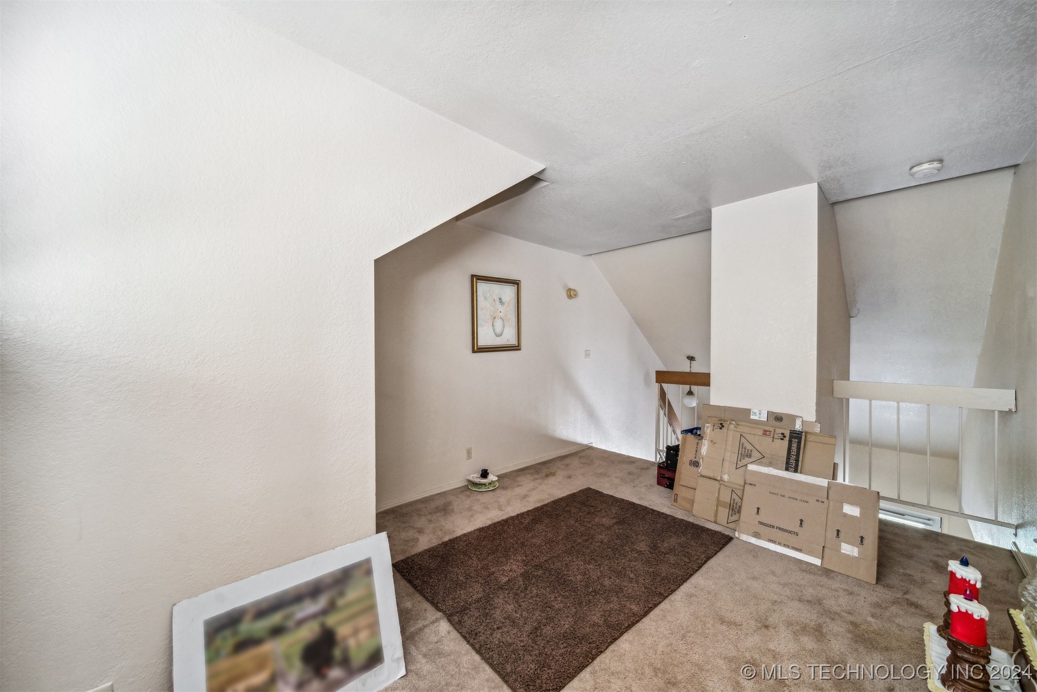 6639 S Victor Avenue S GG213