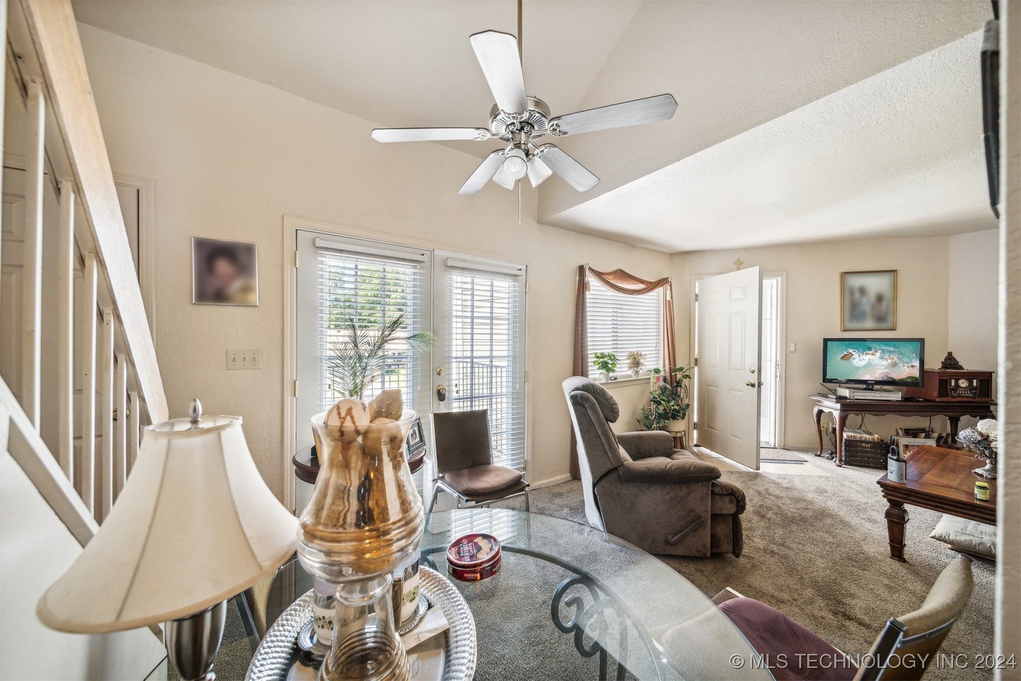 6639 S Victor Avenue S GG213