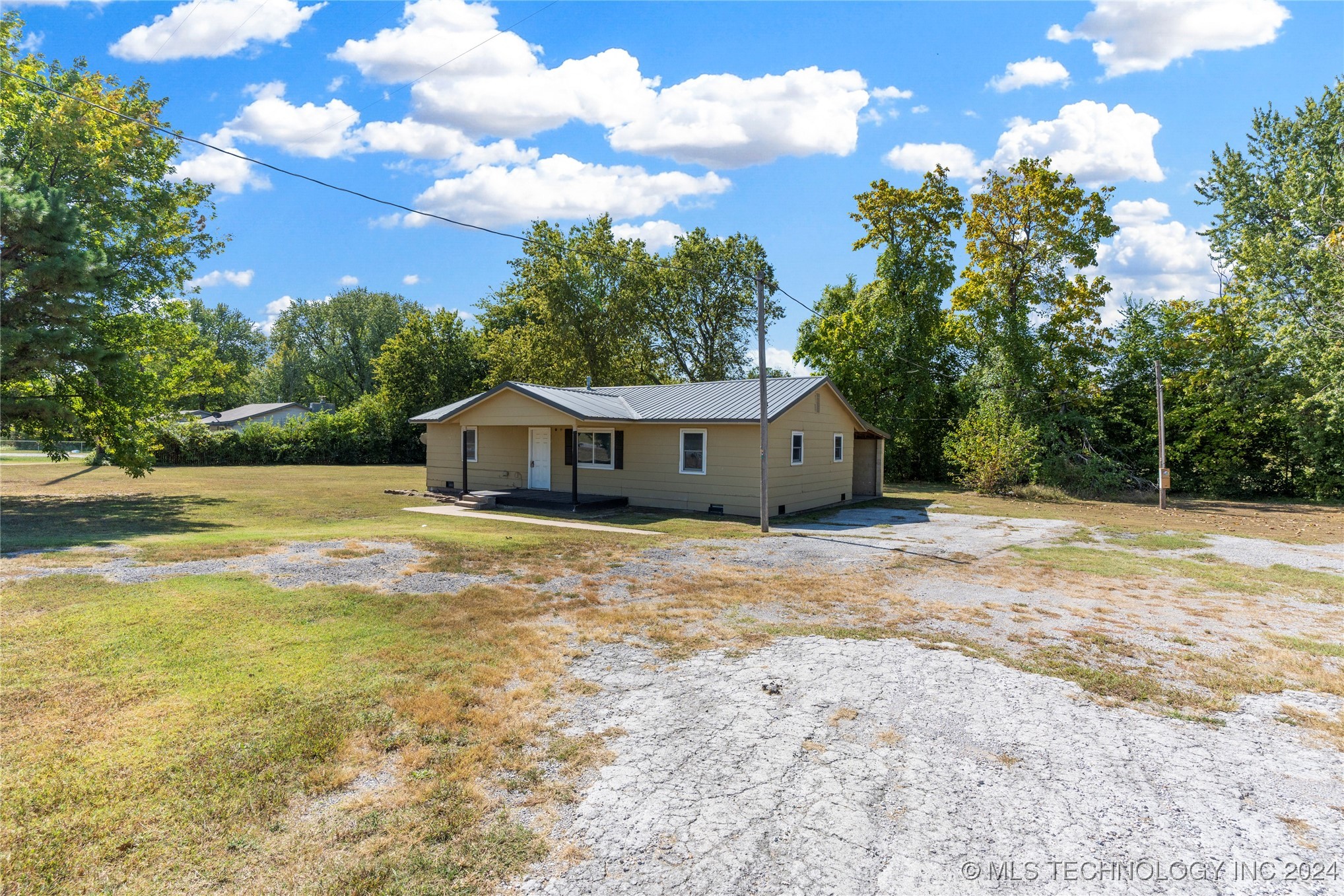 12118 N 129th East Avenue