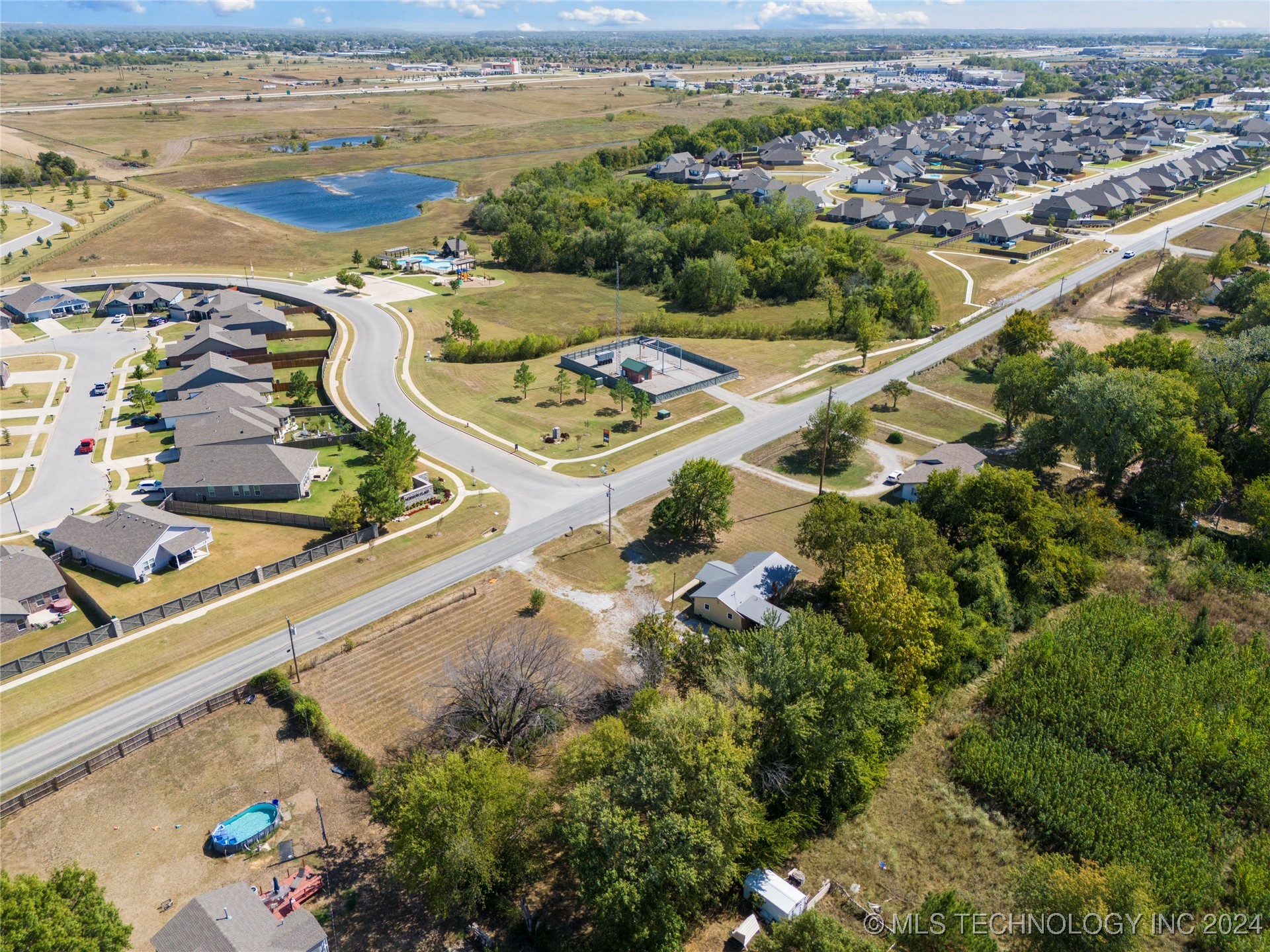 12118 N 129th East Avenue