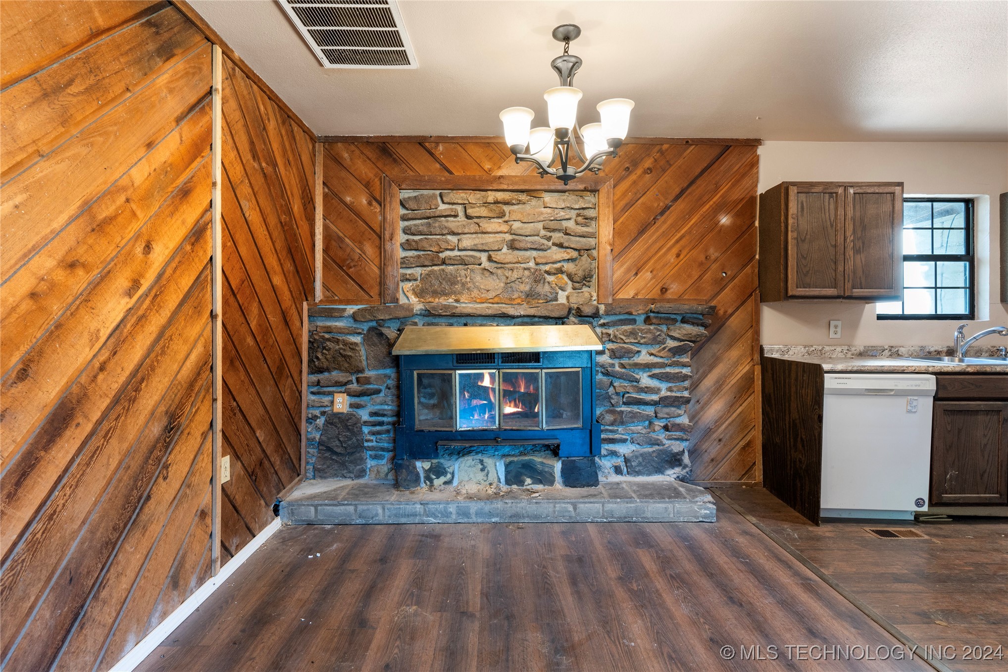 12118 N 129th East Avenue