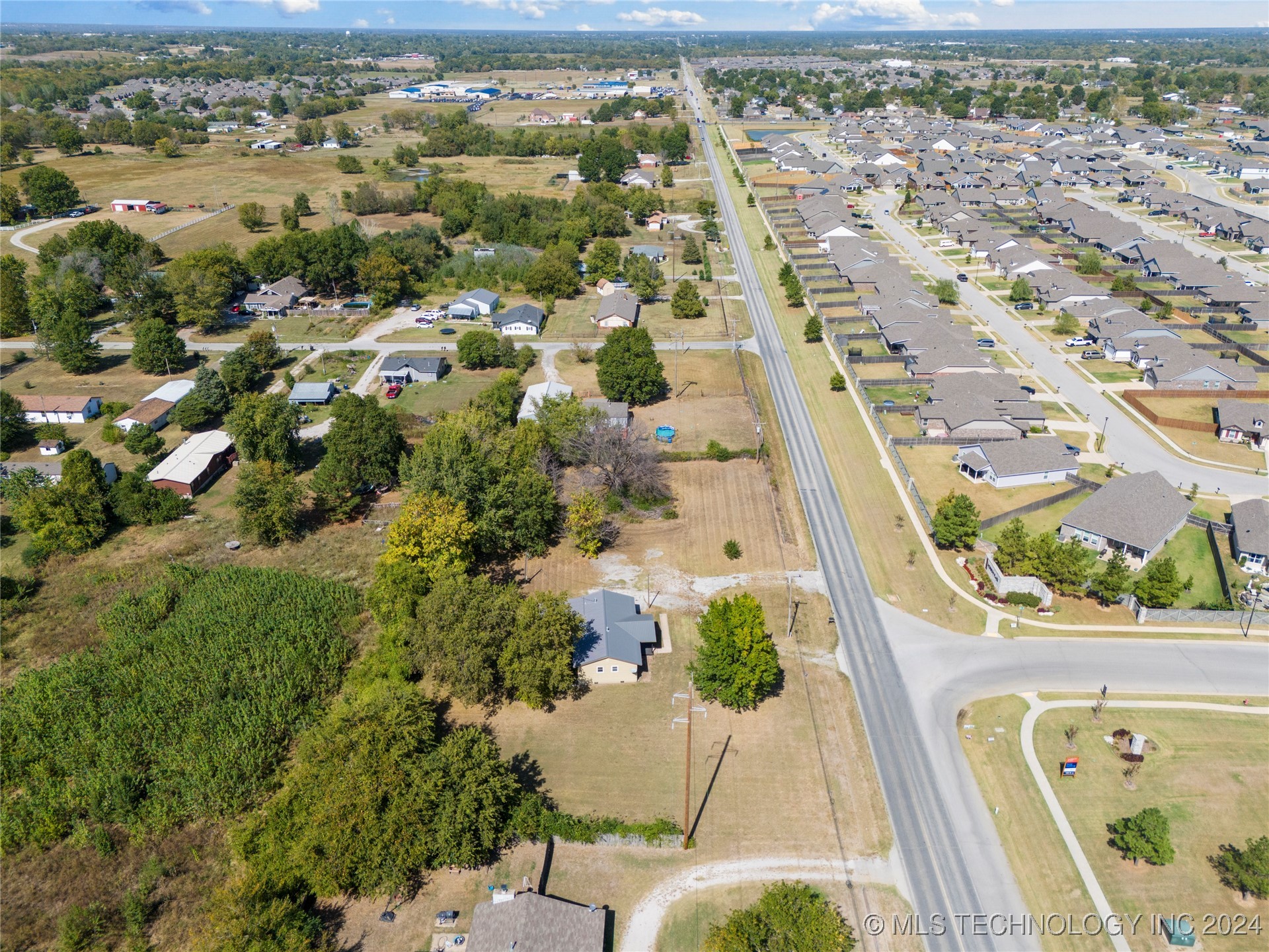 12118 N 129th East Avenue