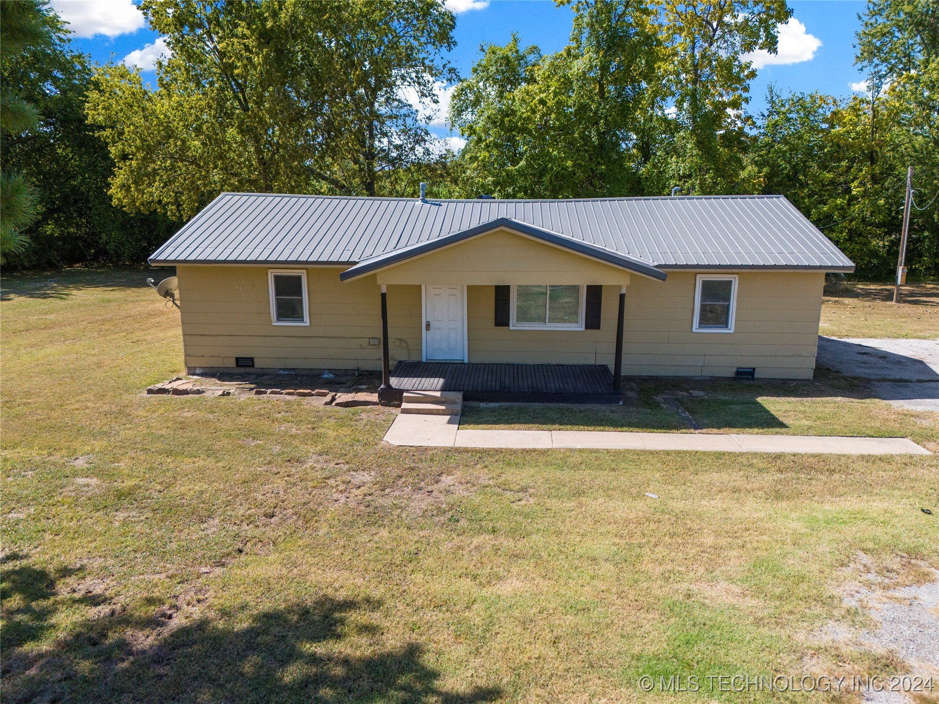 12118 N 129th East Avenue