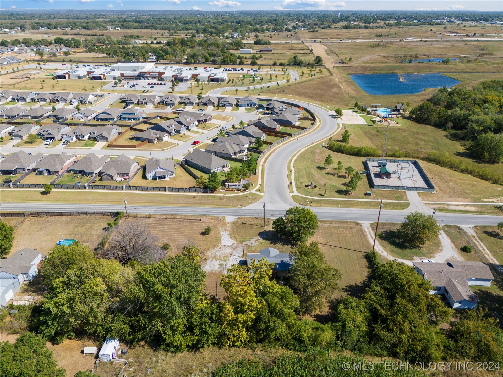 12118 N 129th East Avenue