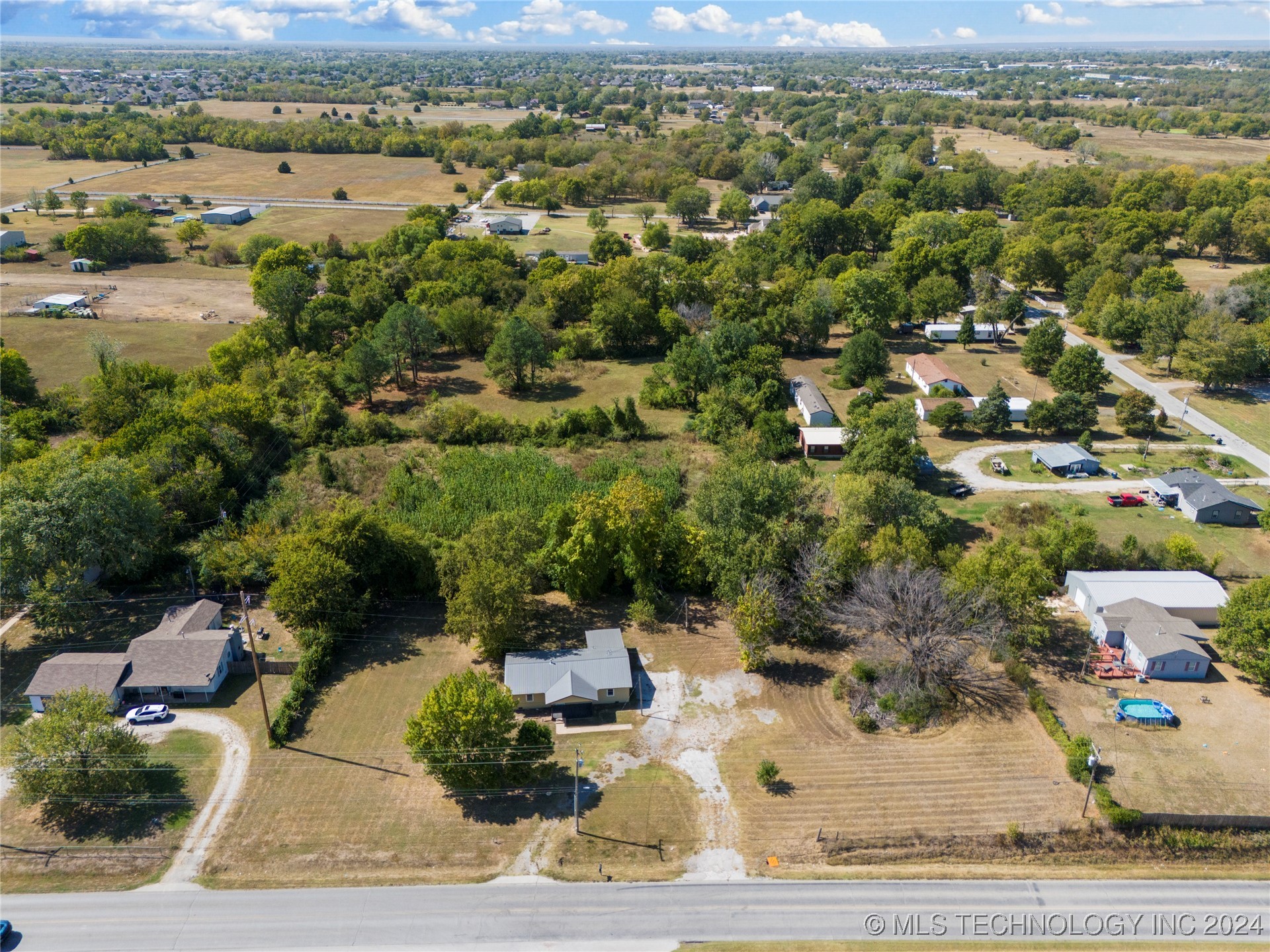 12118 N 129th East Avenue