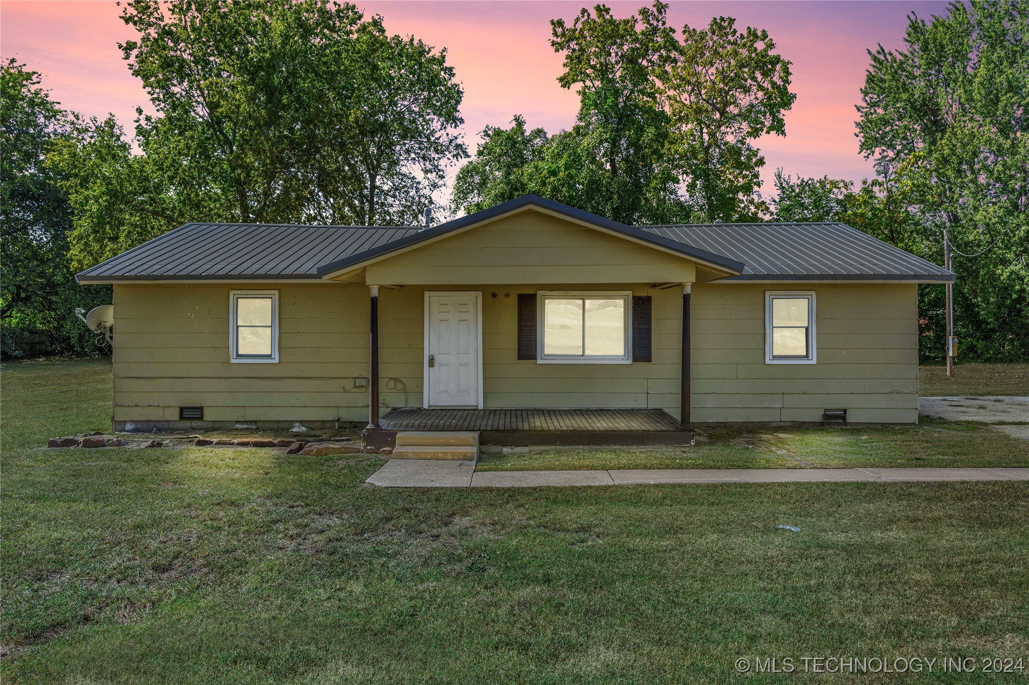 12118 N 129th East Avenue