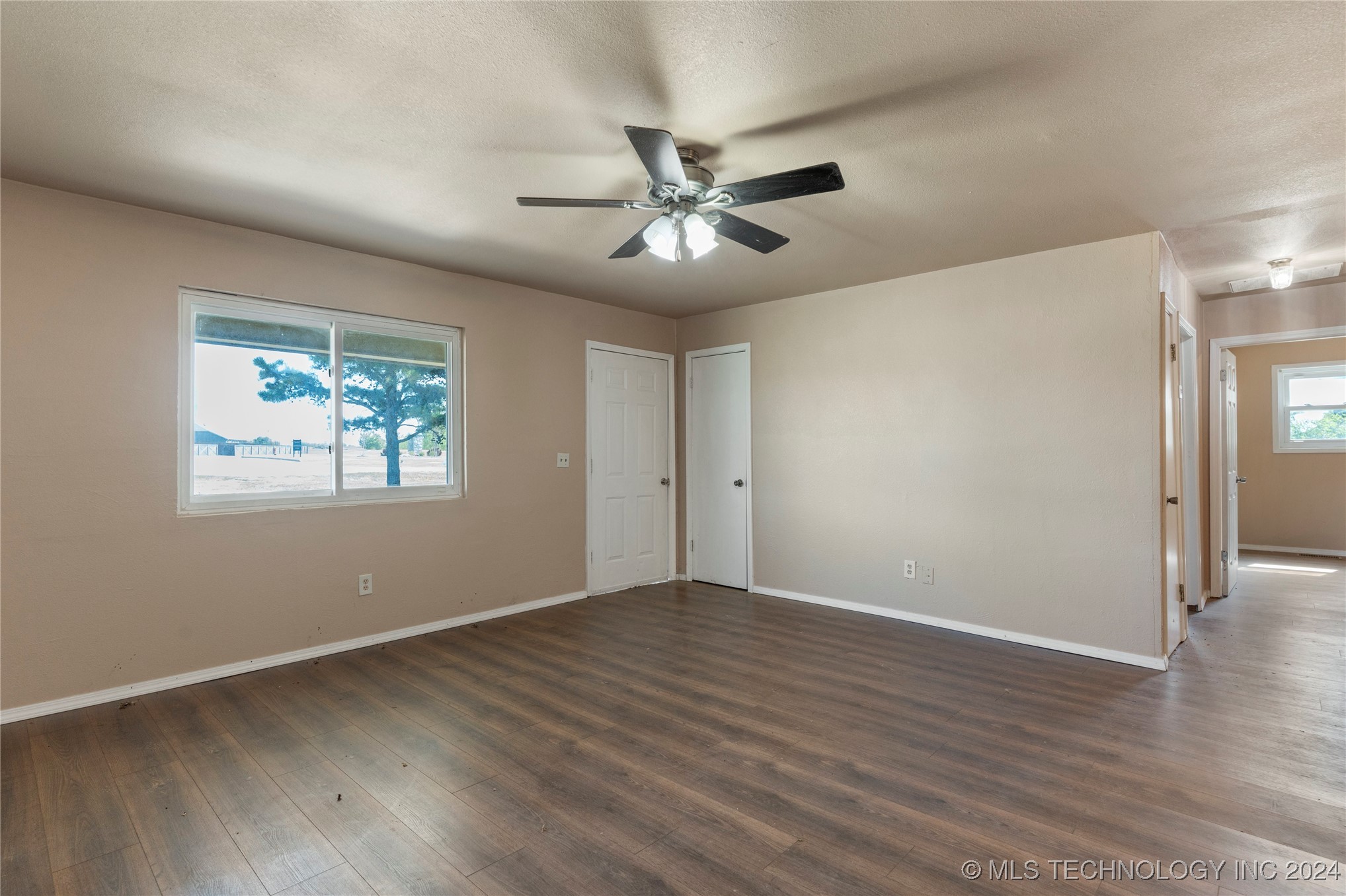 12118 N 129th East Avenue