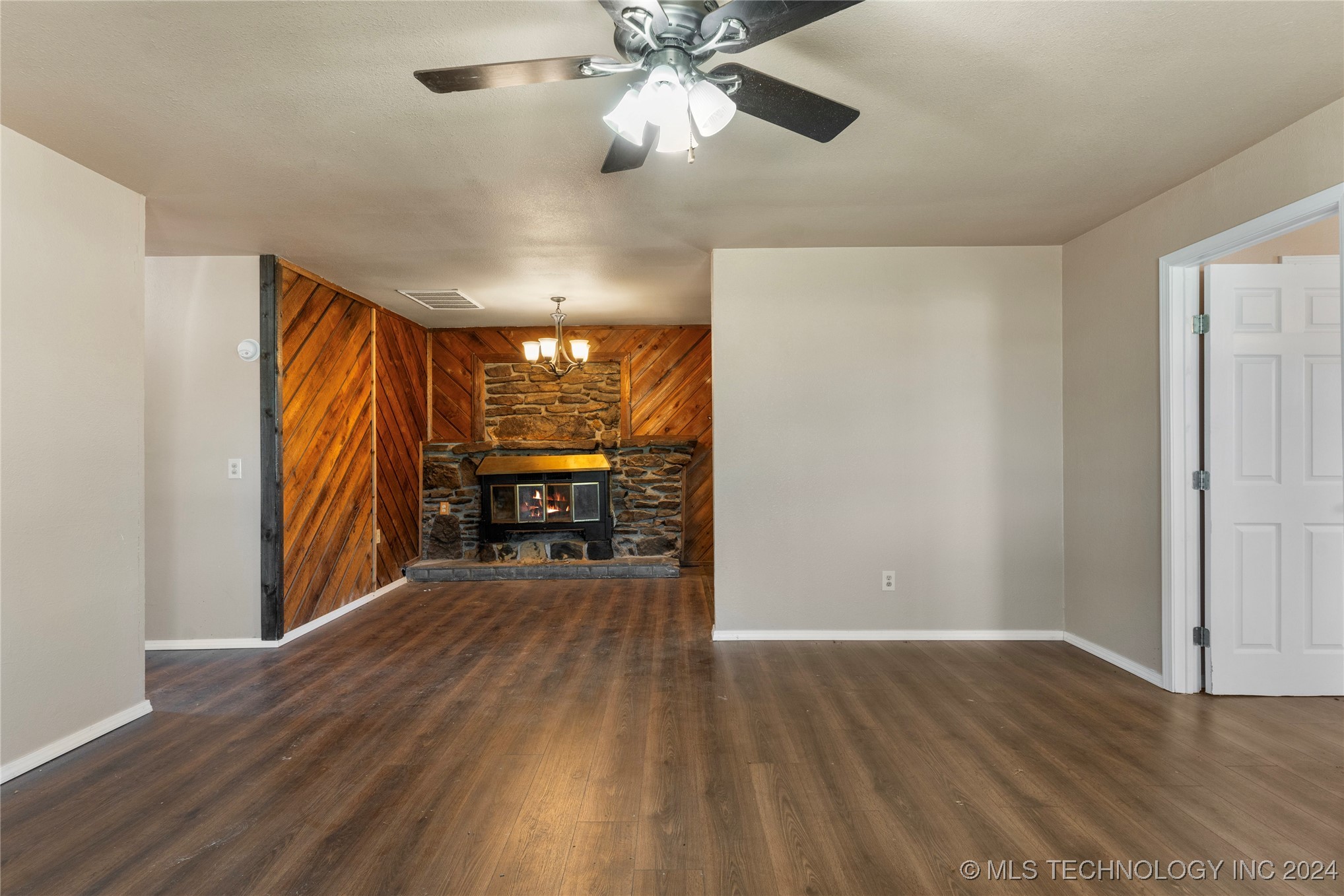 12118 N 129th East Avenue