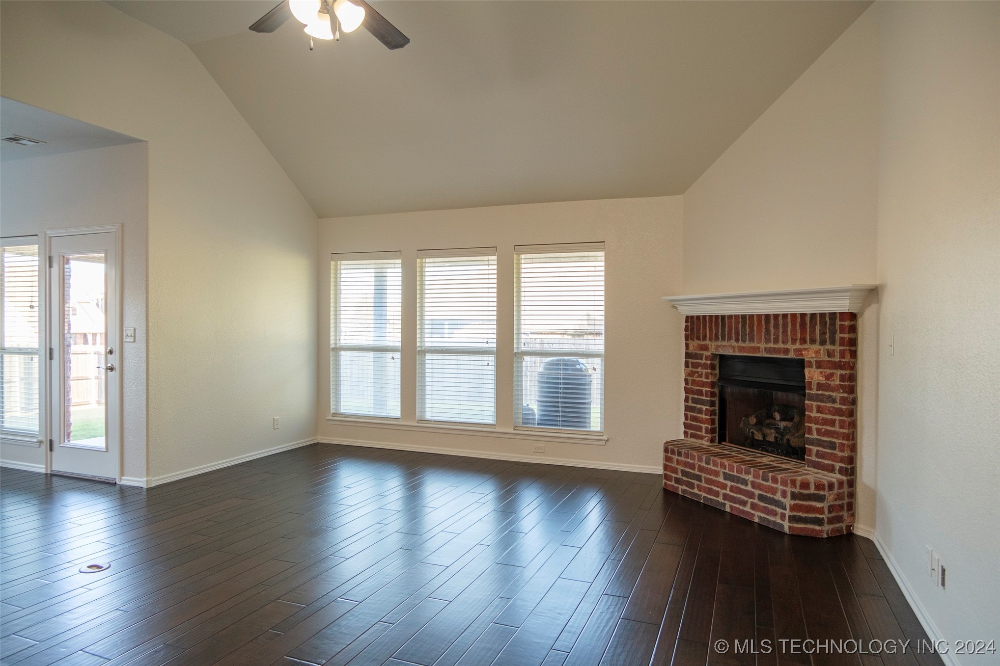 10611 S Nathan Street