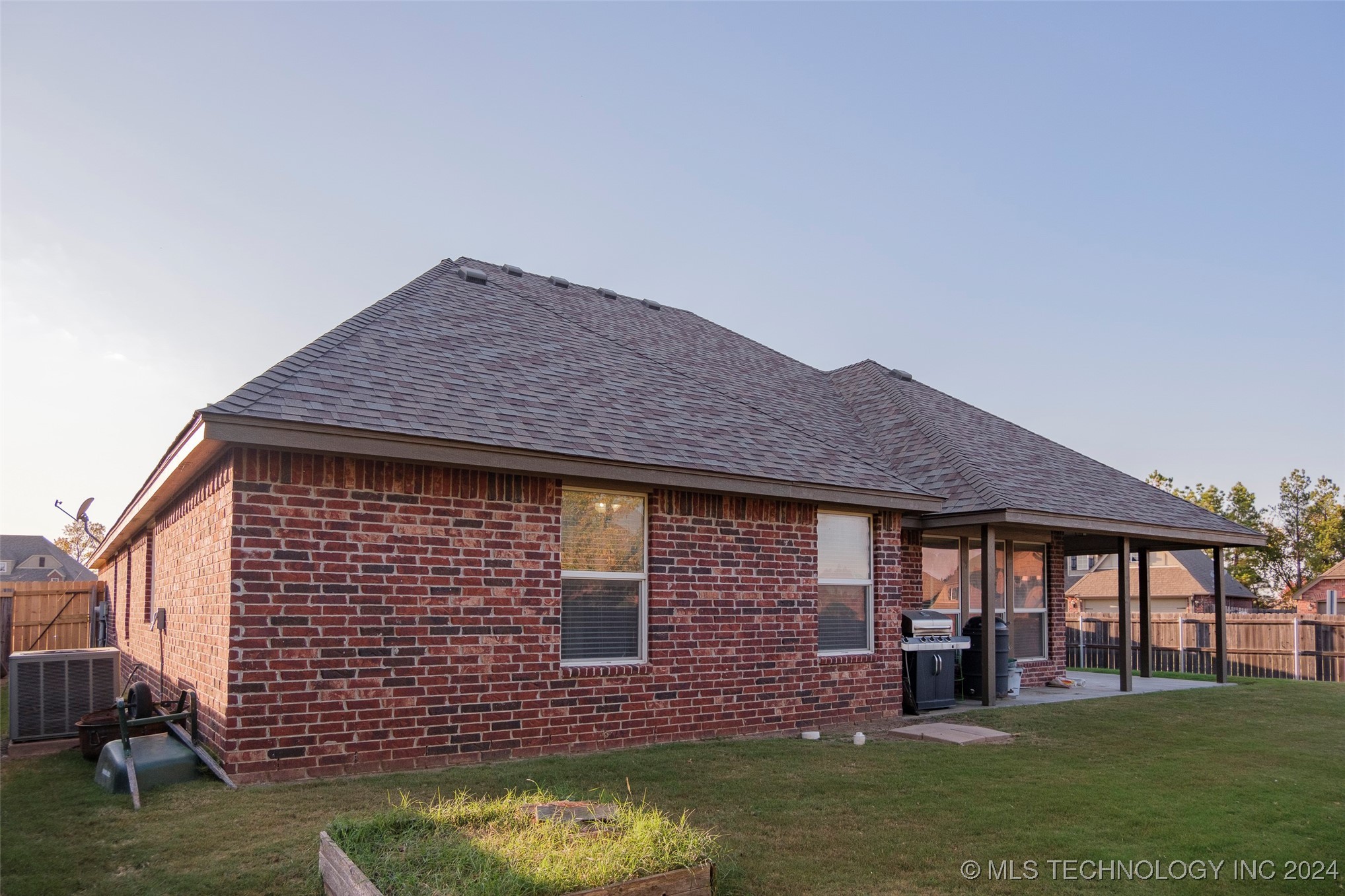 10611 S Nathan Street