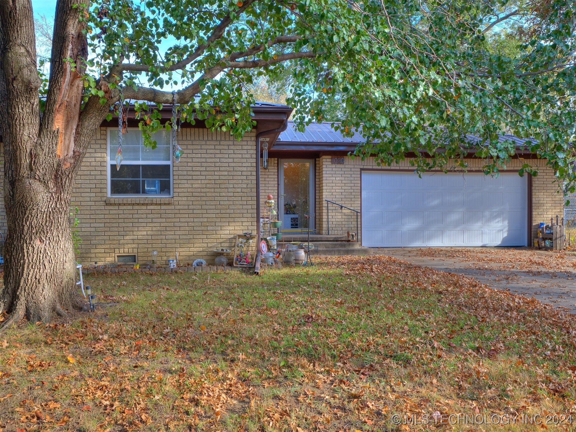 1020 N Wewoka Avenue