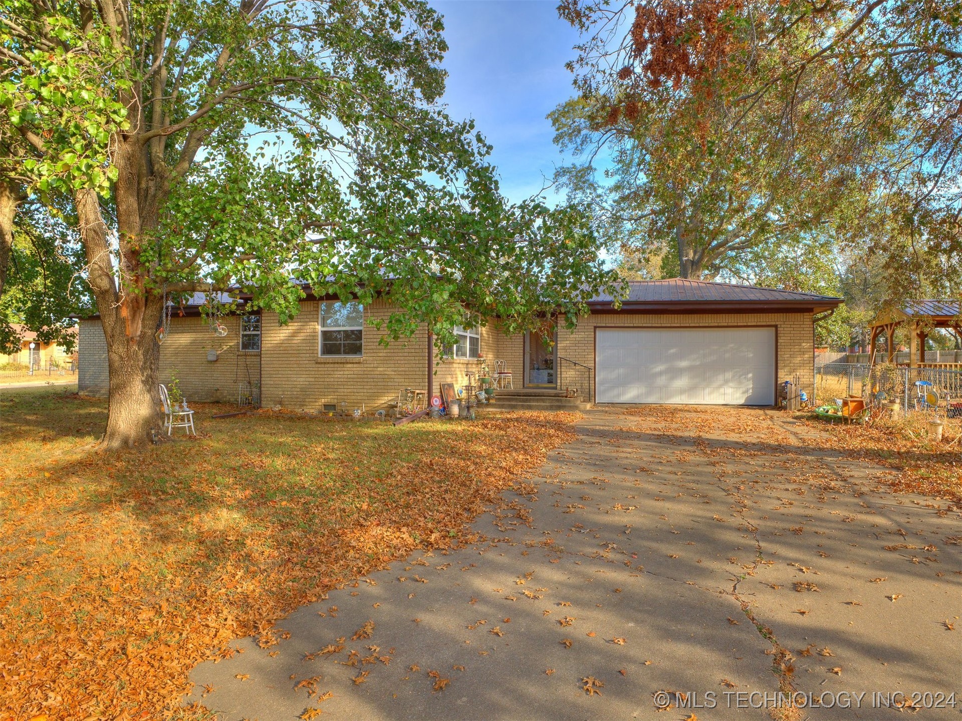 1020 N Wewoka Avenue
