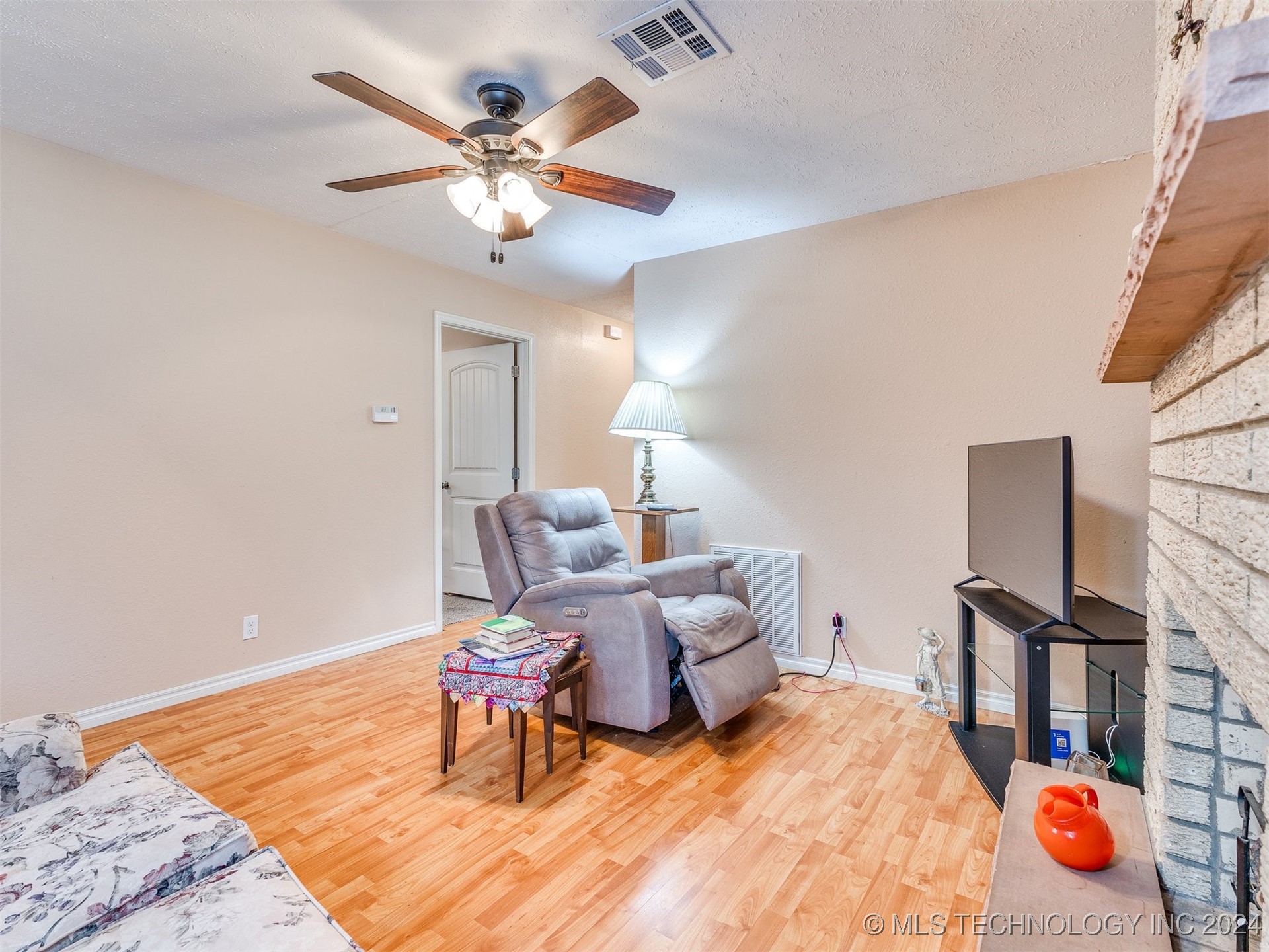 1020 N Wewoka Avenue