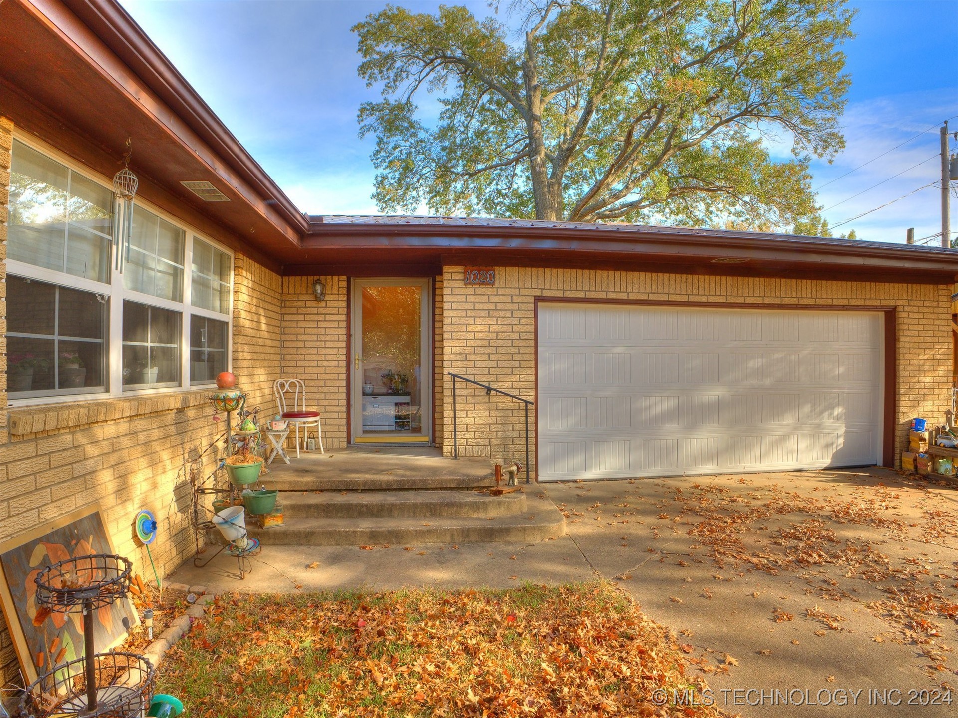 1020 N Wewoka Avenue