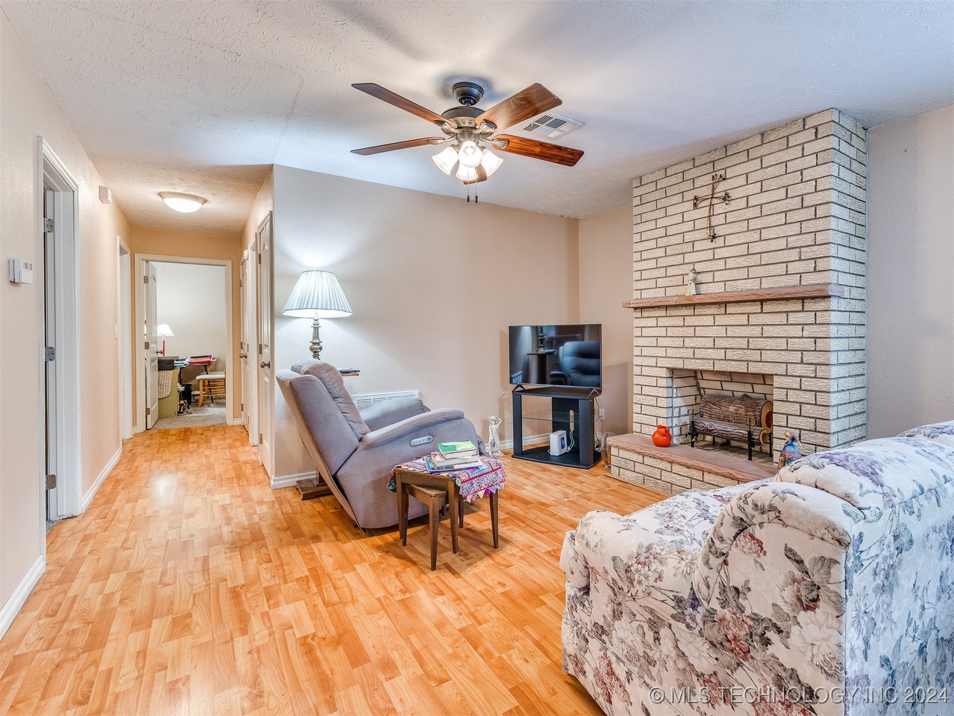 1020 N Wewoka Avenue