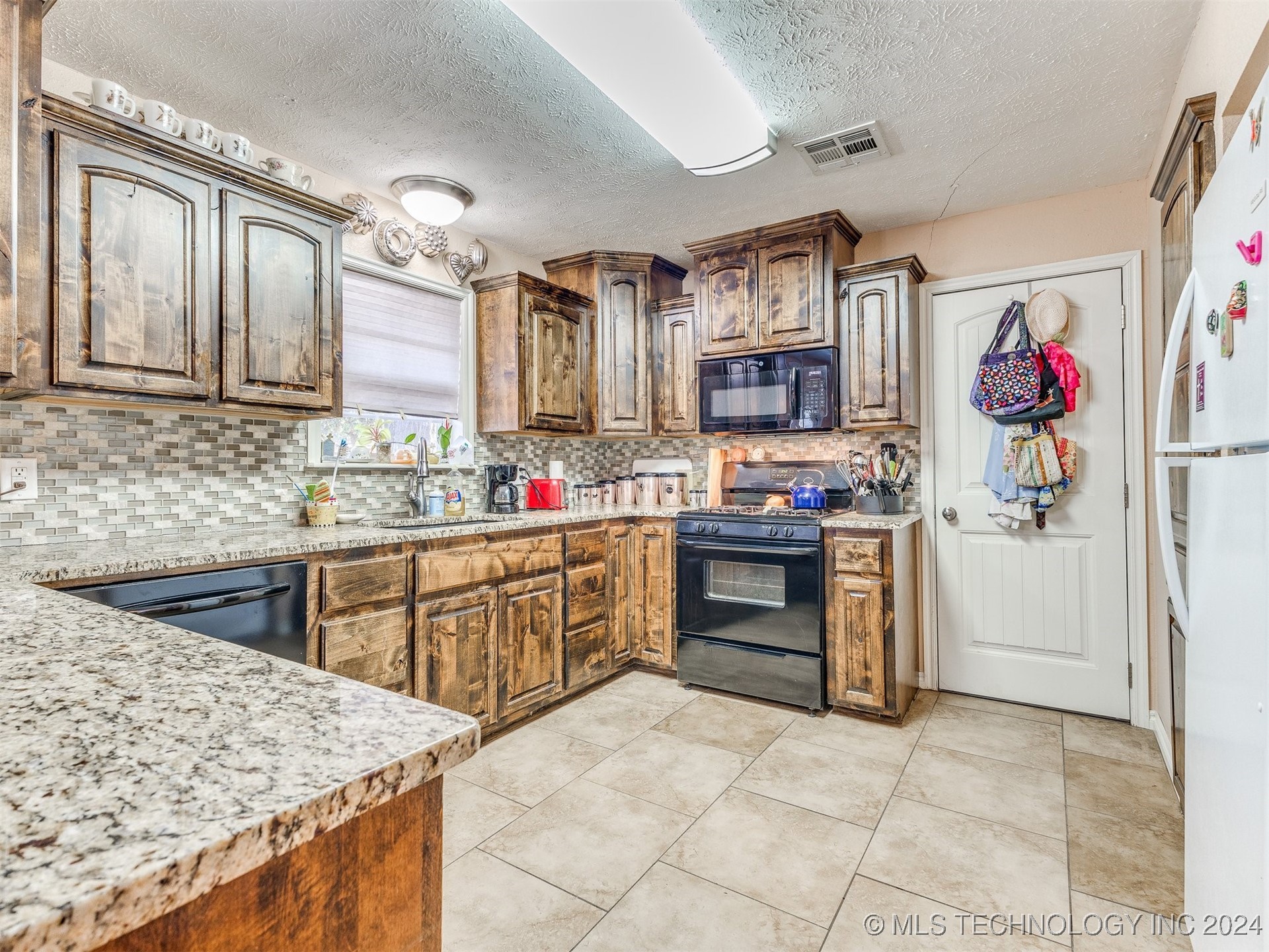 1020 N Wewoka Avenue