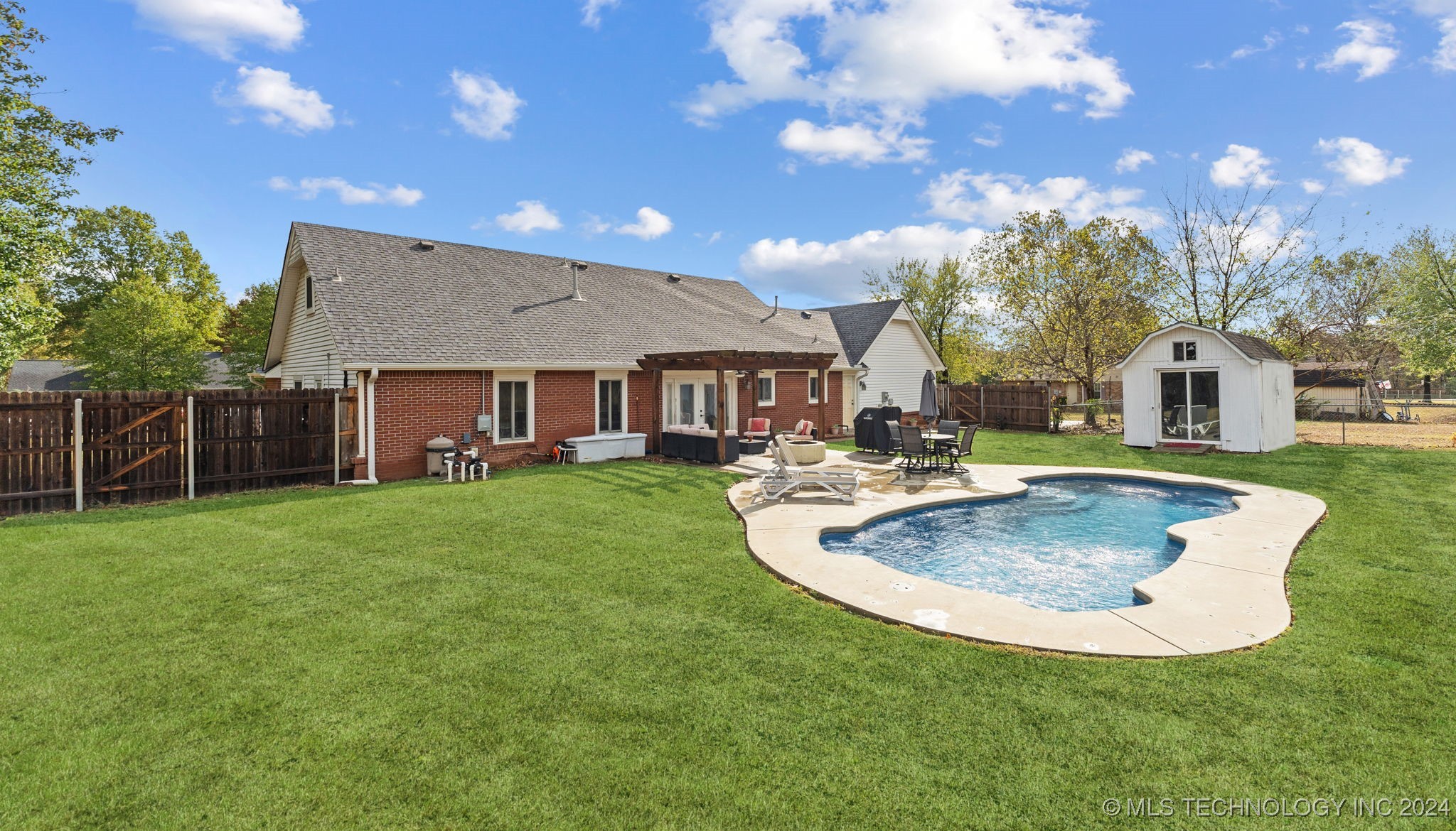 2795 Weber Road