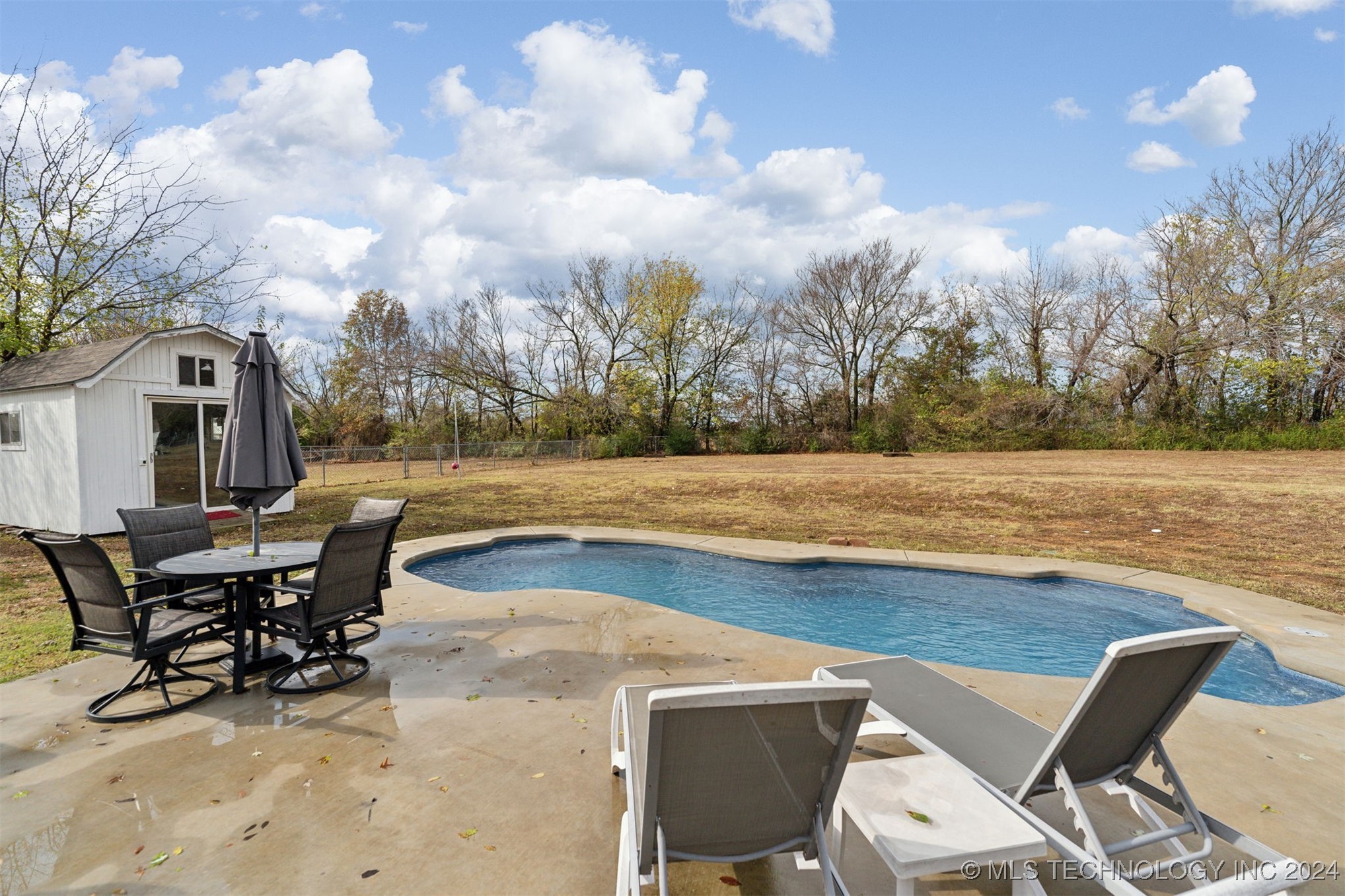2795 Weber Road