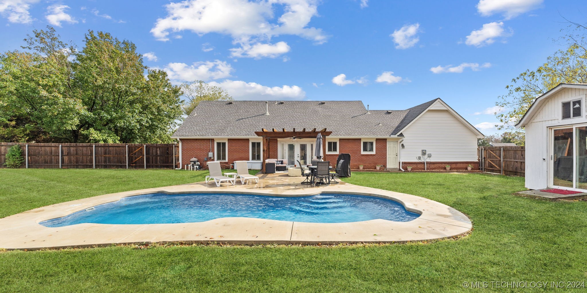 2795 Weber Road