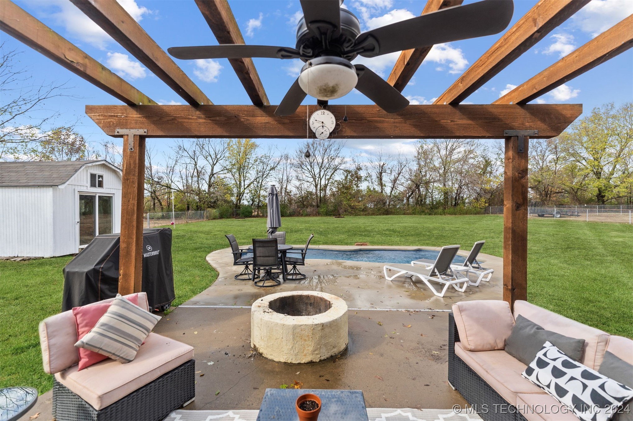 2795 Weber Road