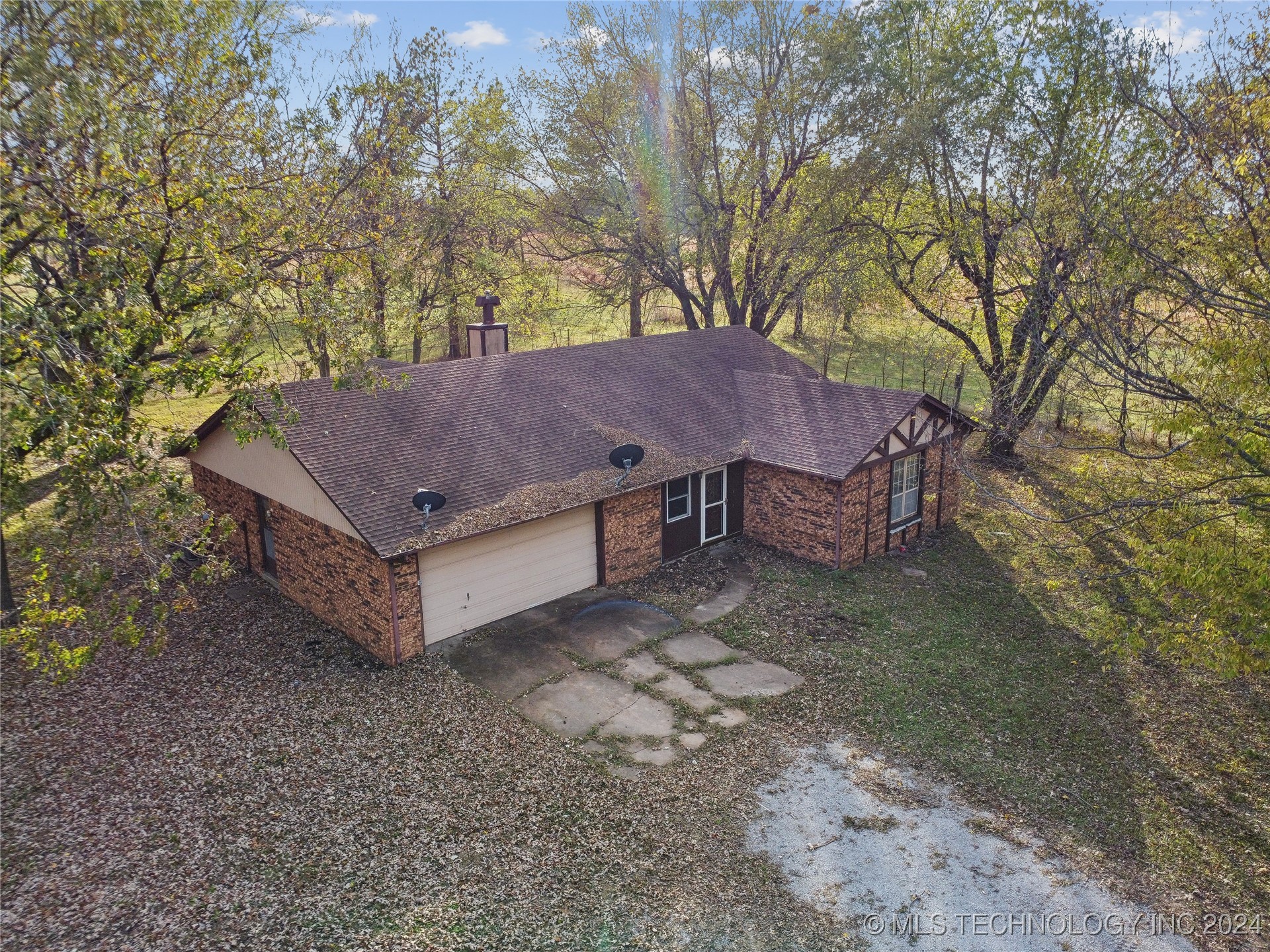 15482 E 370 Road