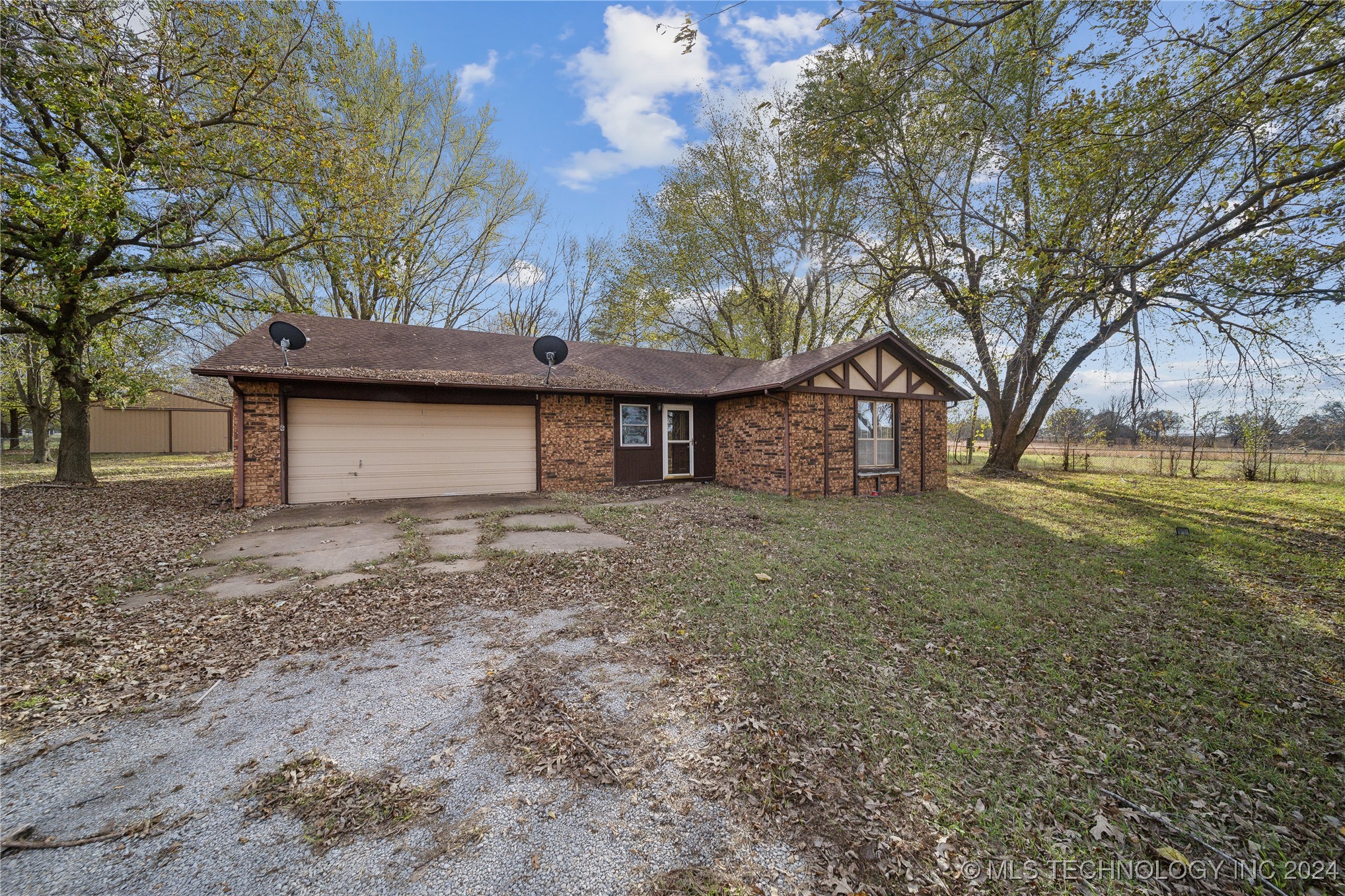 15482 E 370 Road