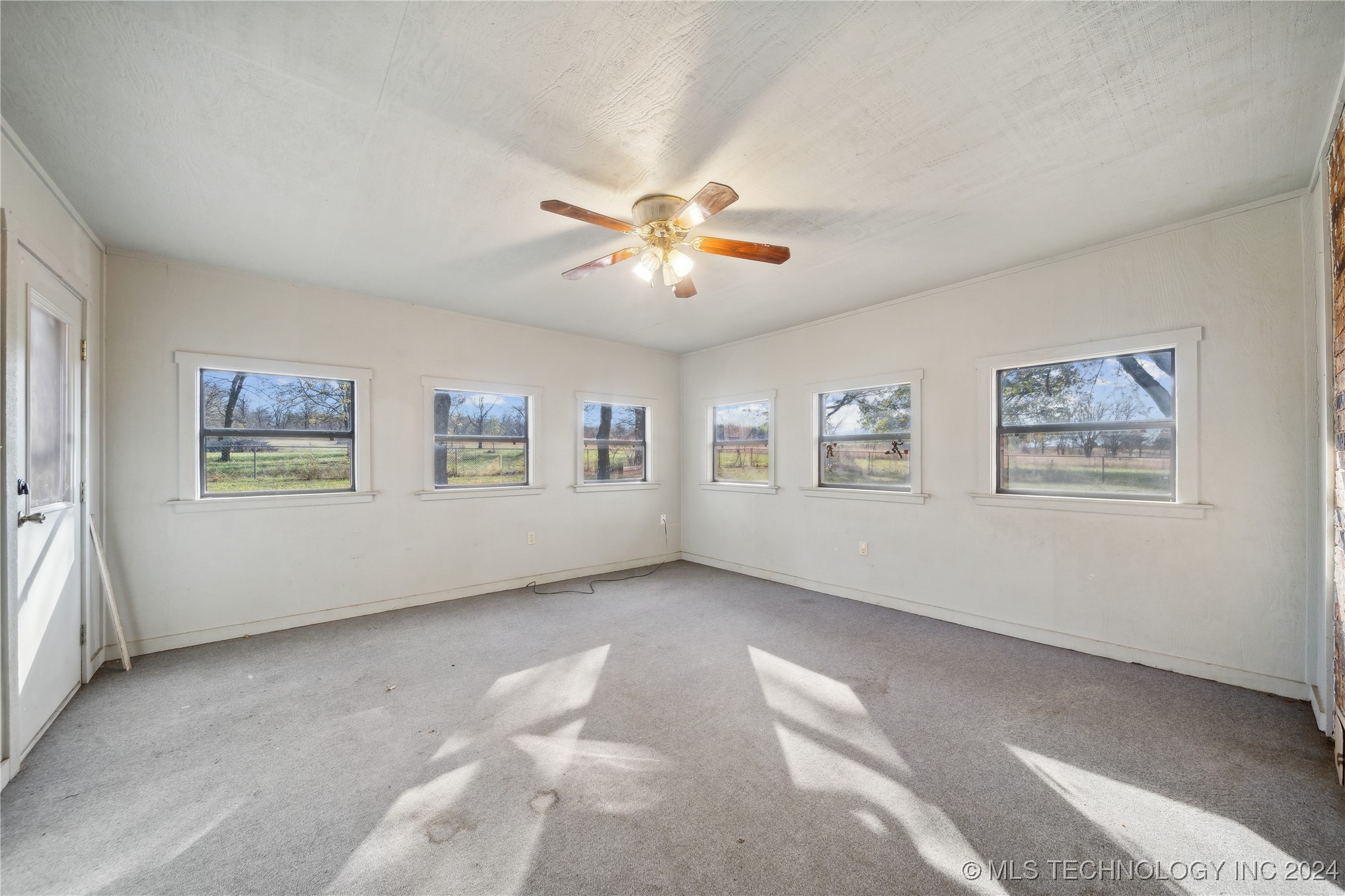 15482 E 370 Road