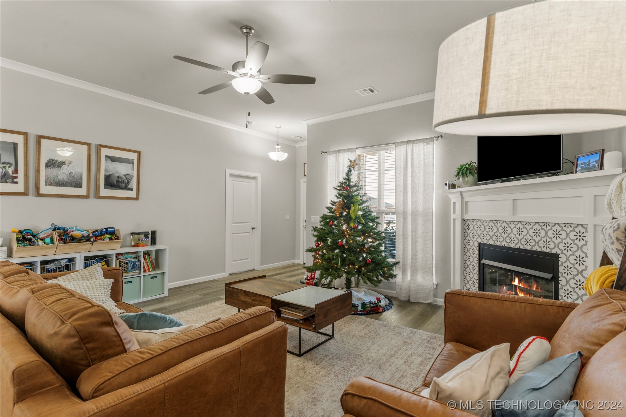313 S 48th Court