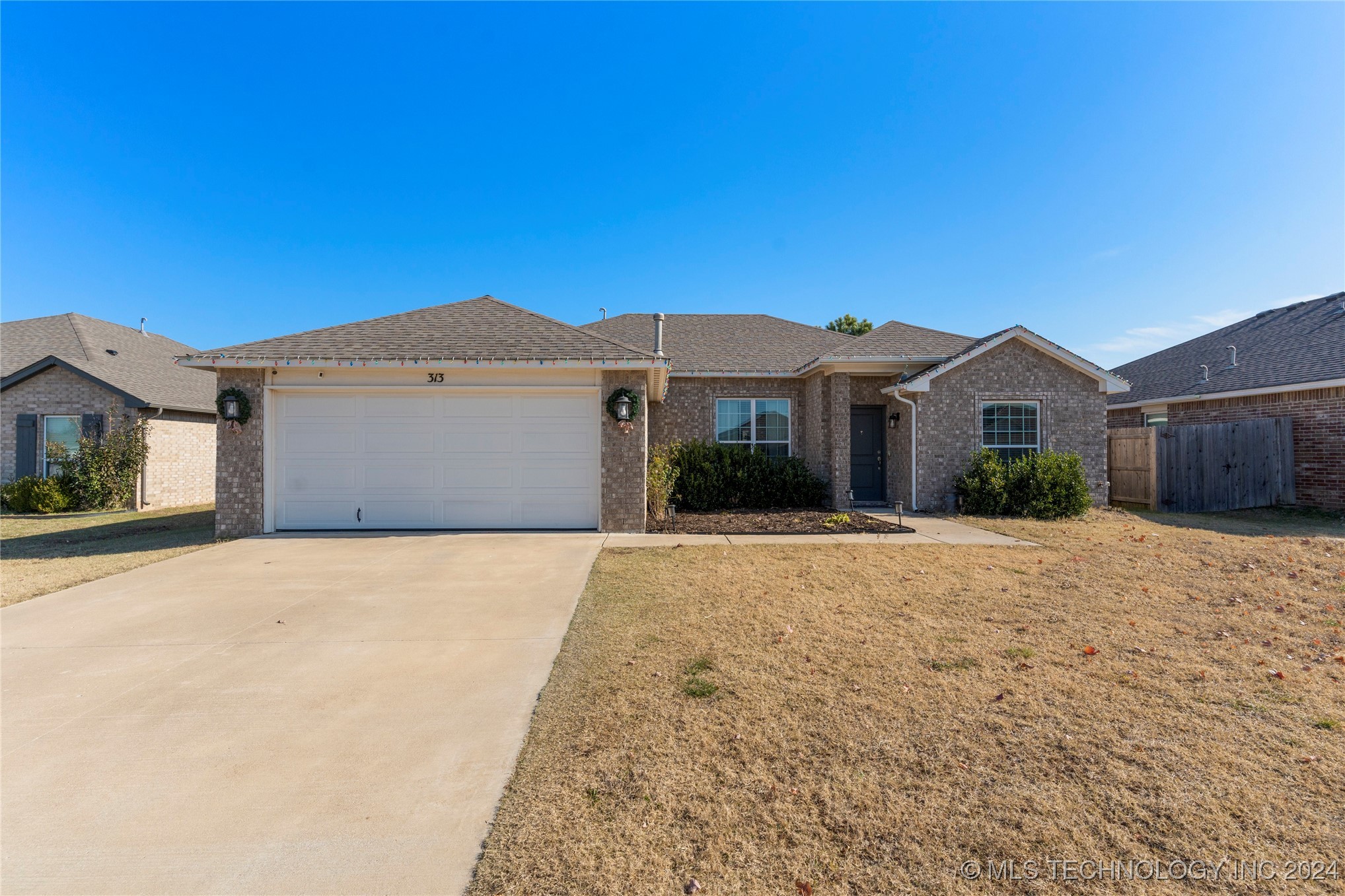 313 S 48th Court
