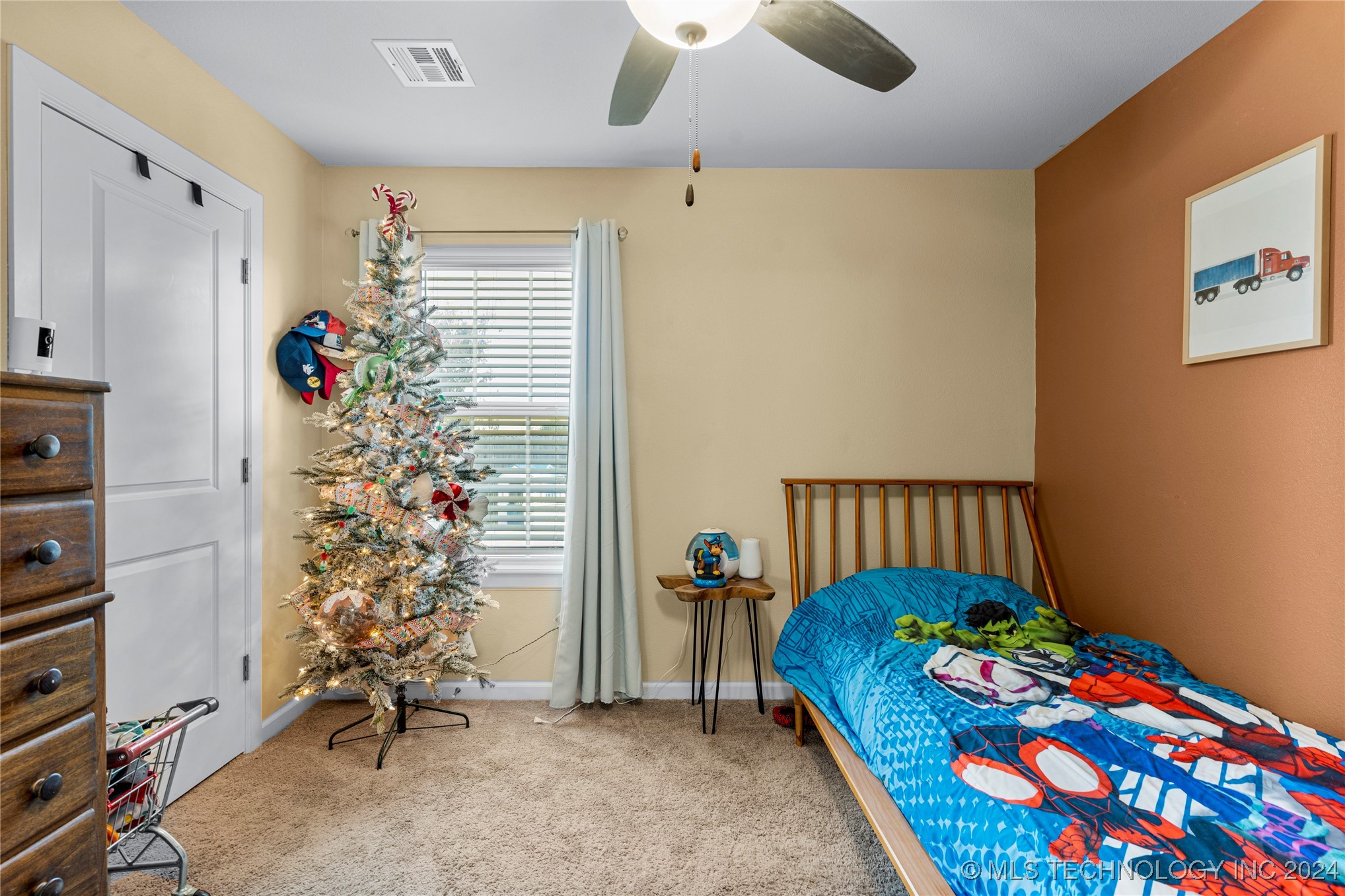313 S 48th Court