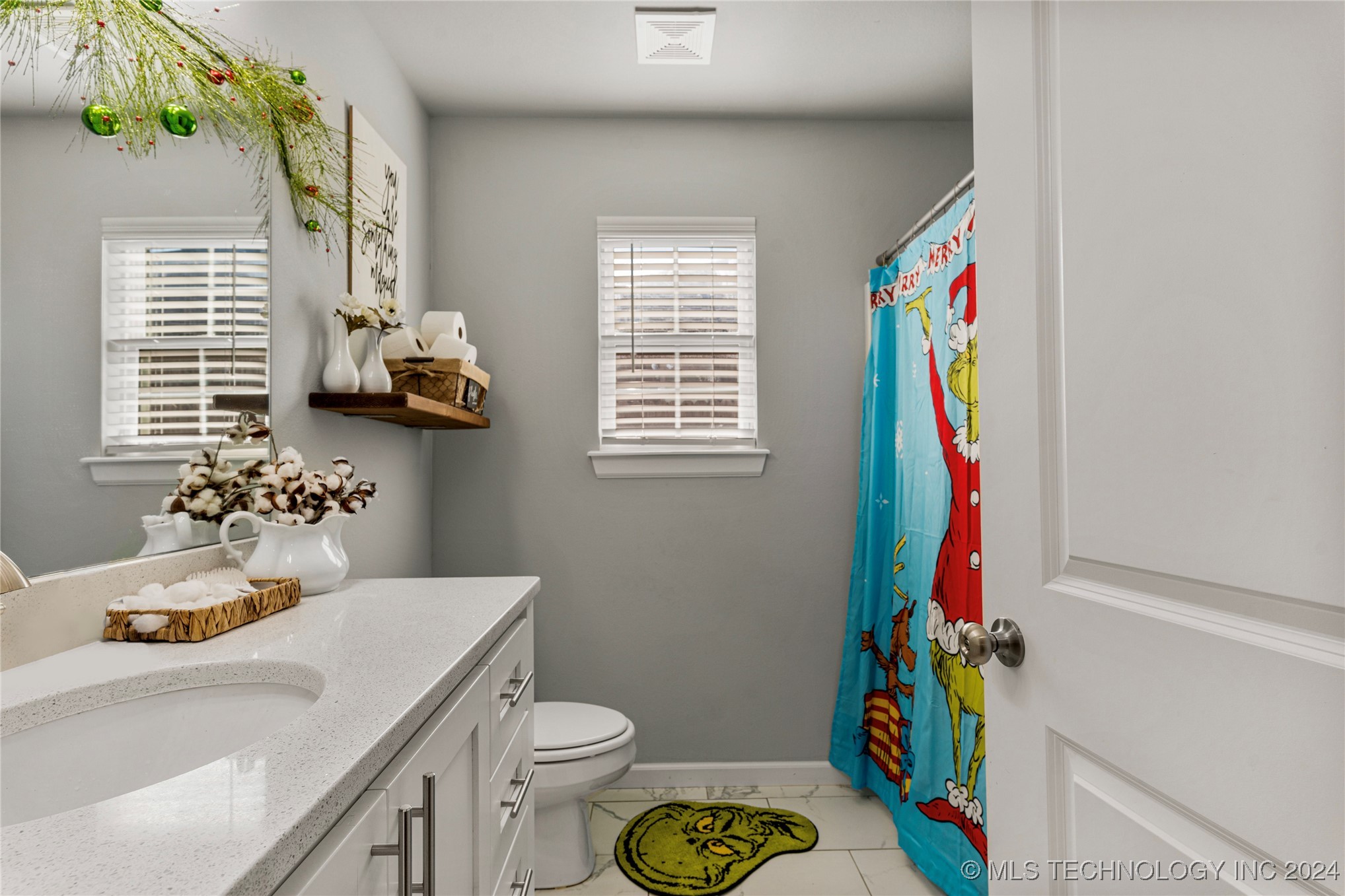 313 S 48th Court