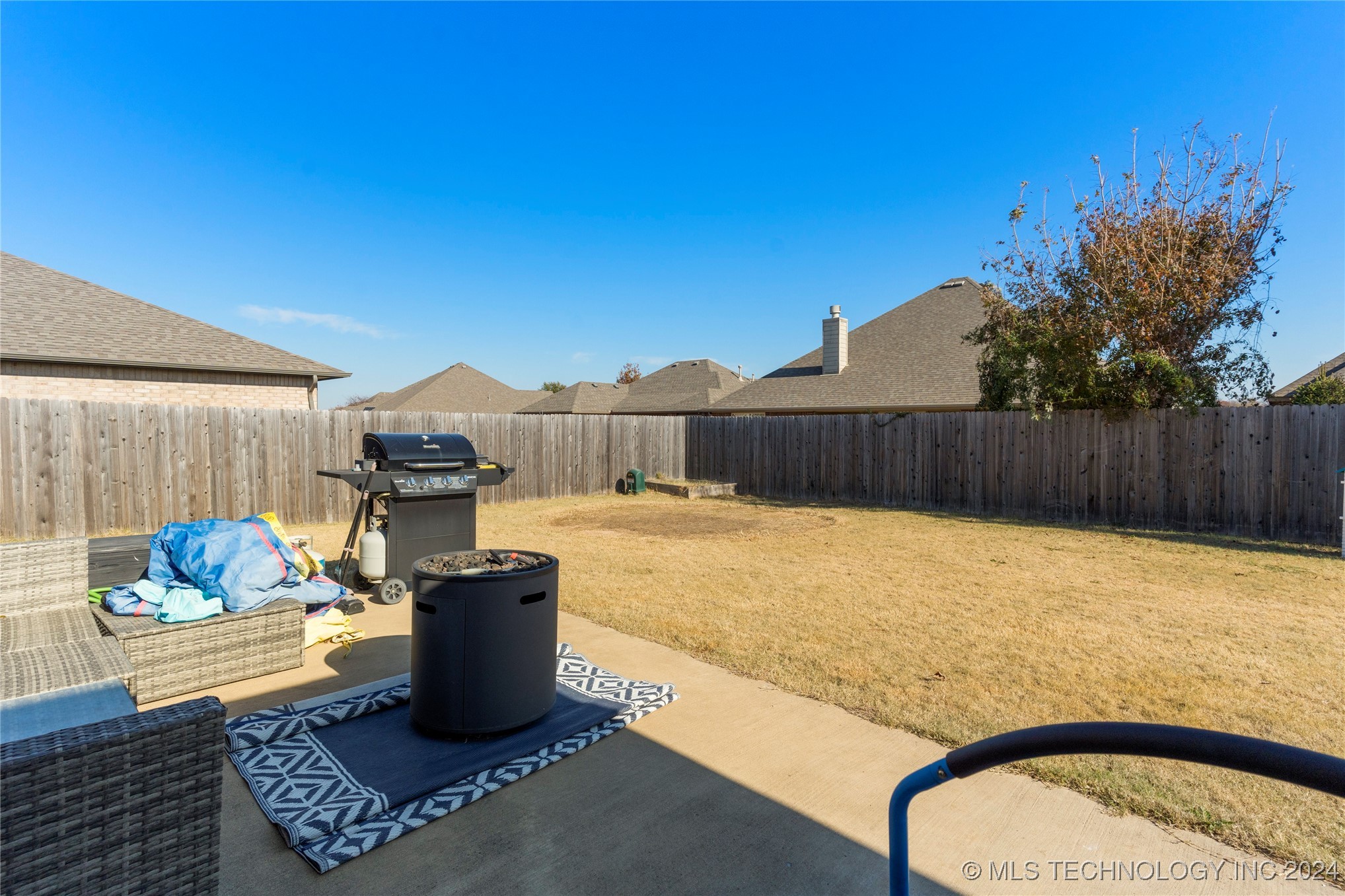 313 S 48th Court