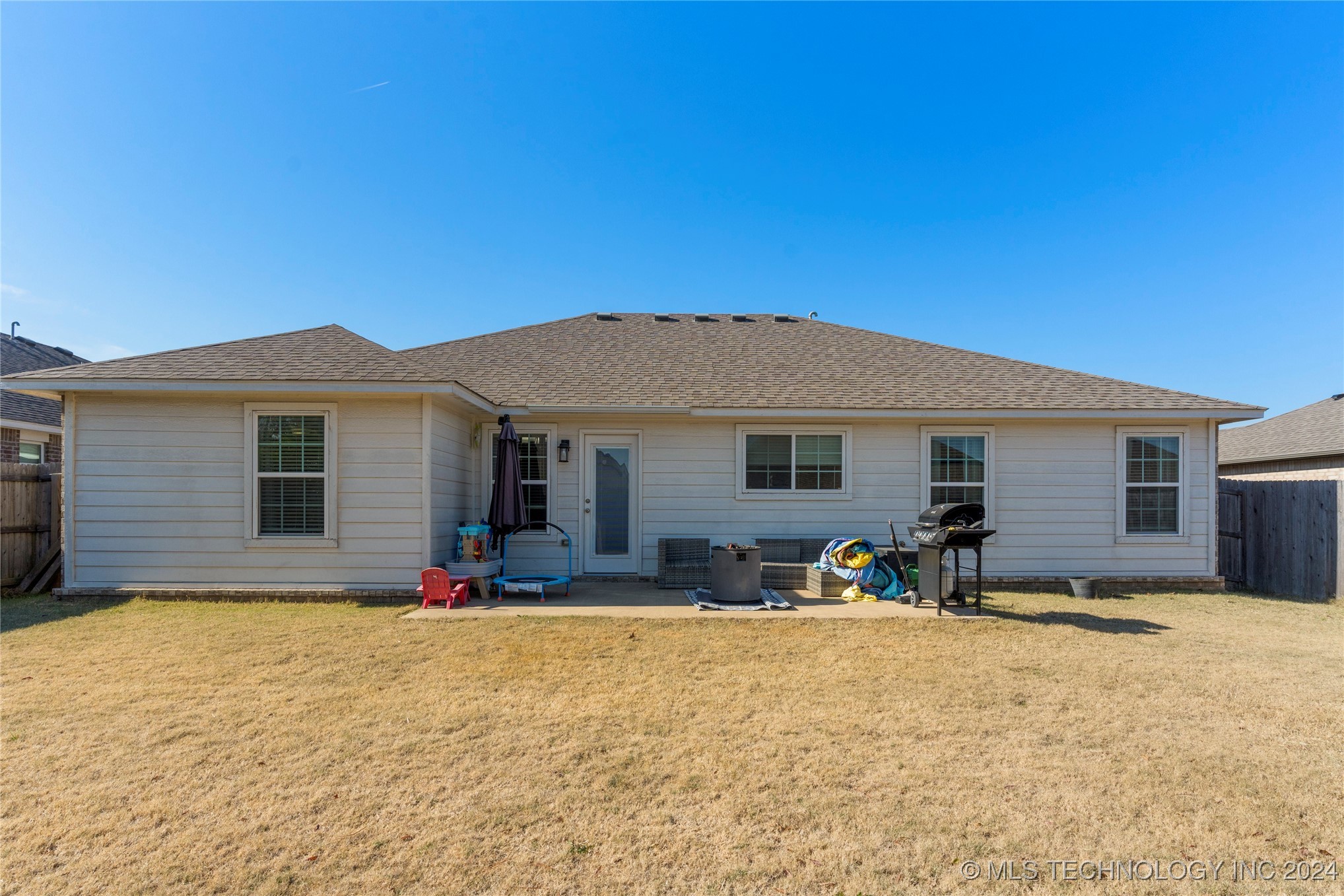 313 S 48th Court