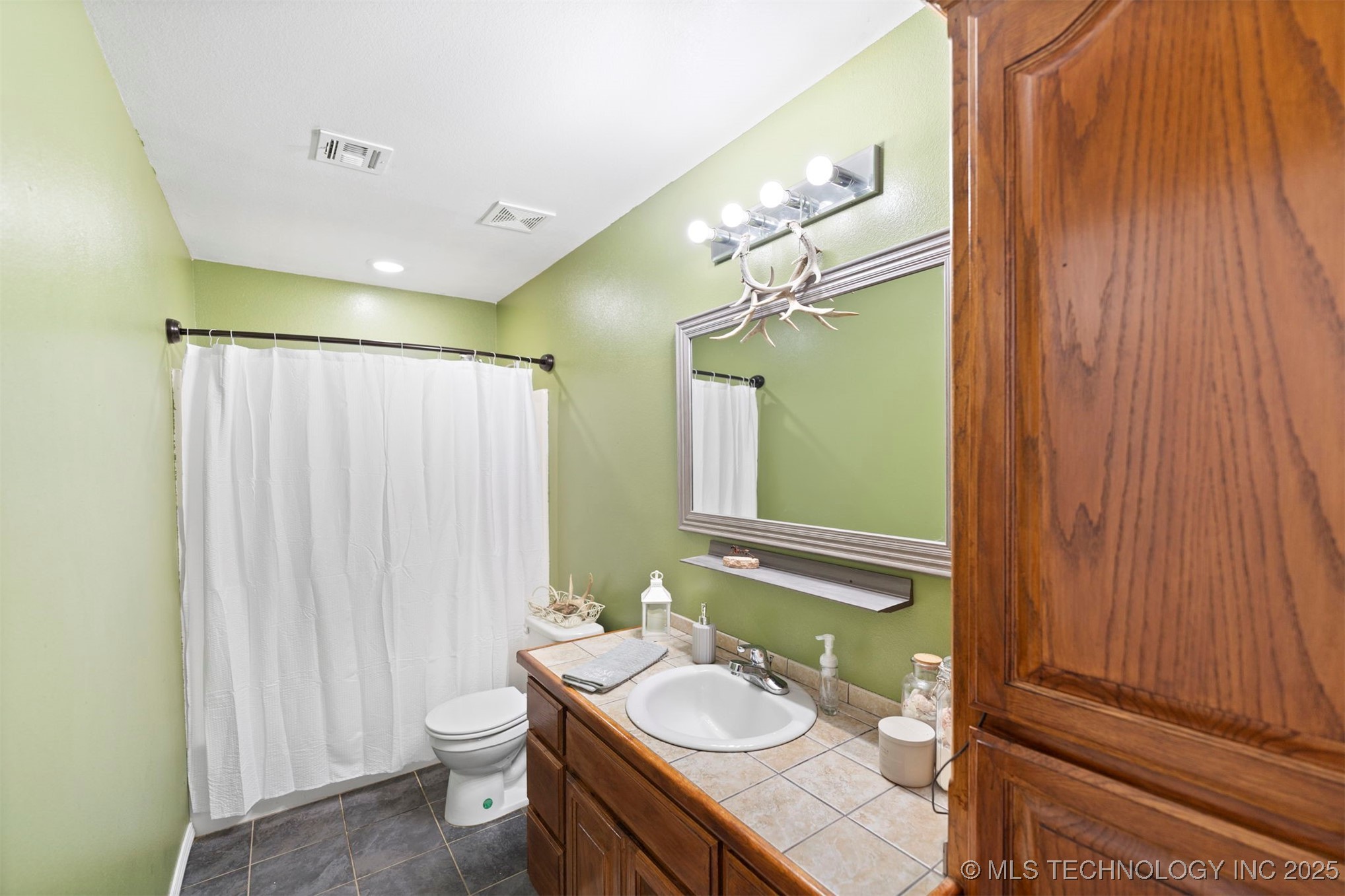 2790 Old Hwy 20 E