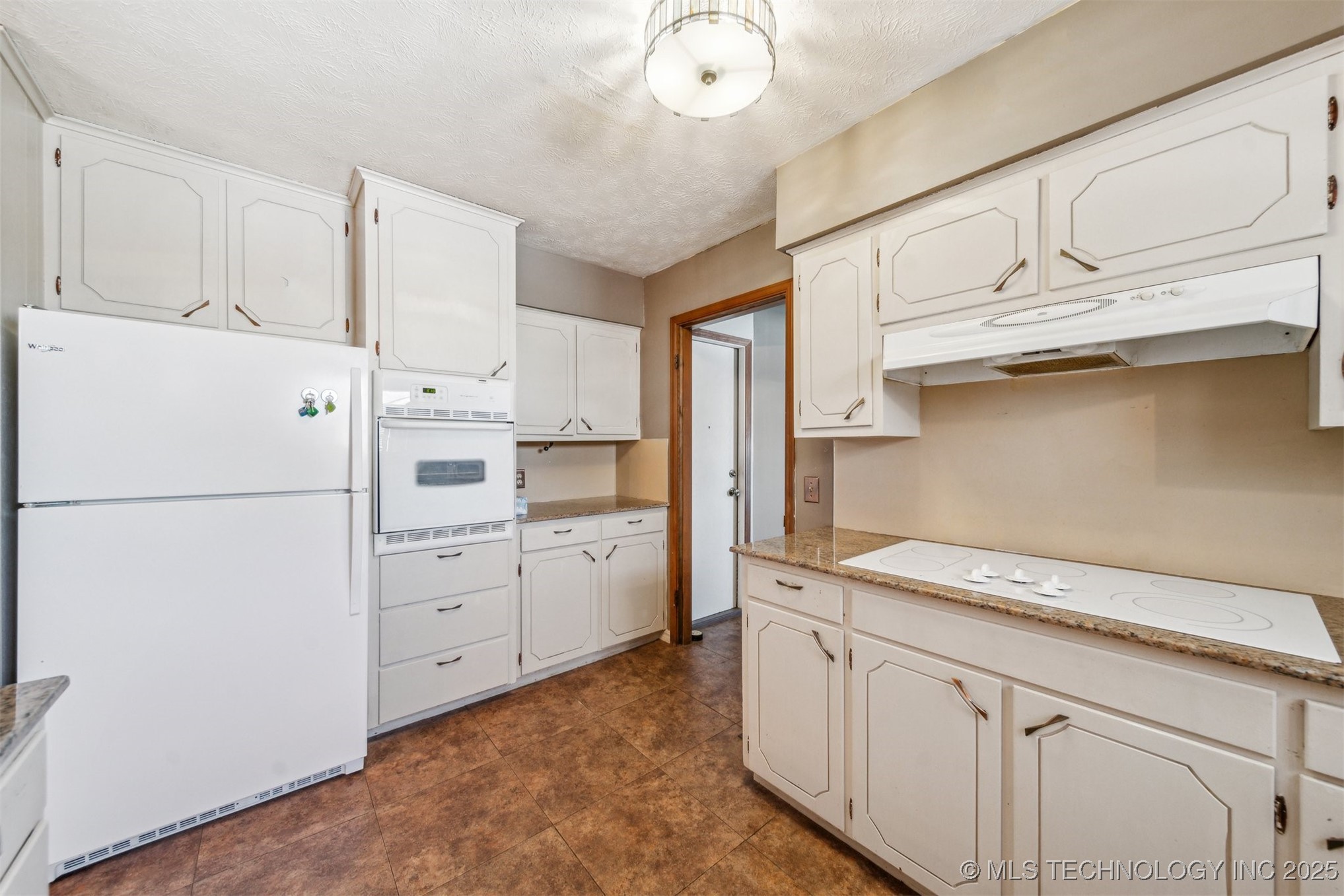 312 E 16th Street
