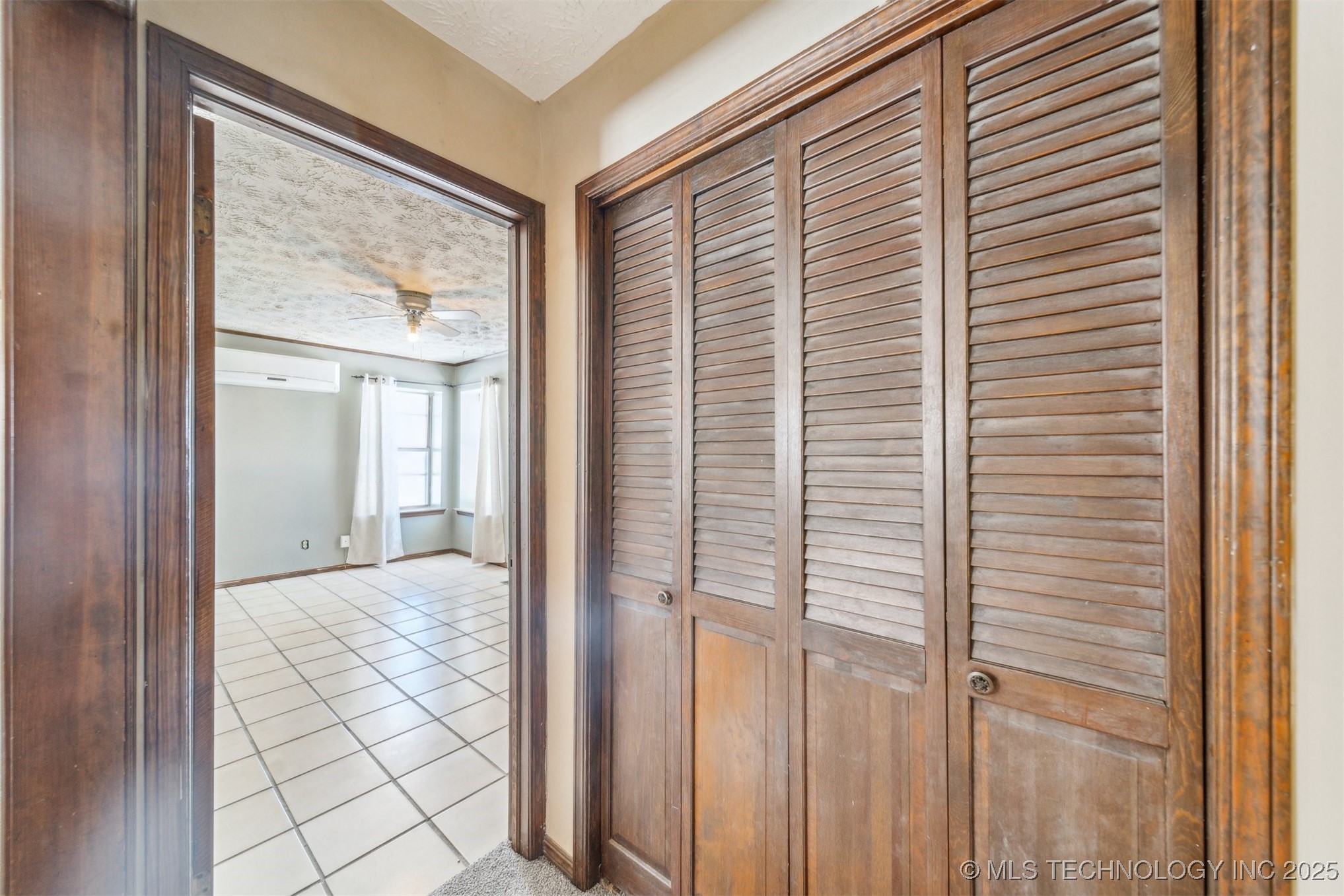 312 E 16th Street