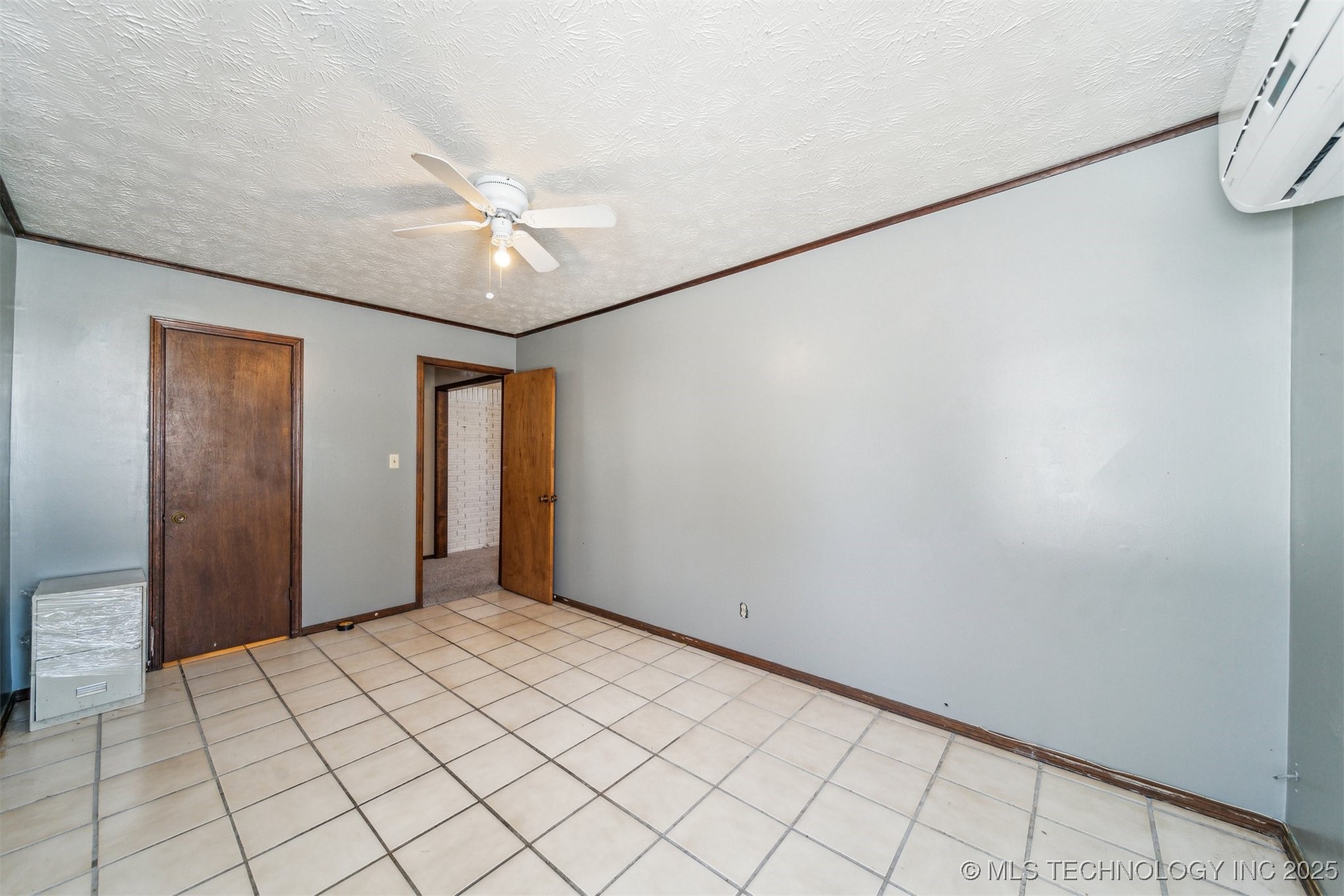 312 E 16th Street